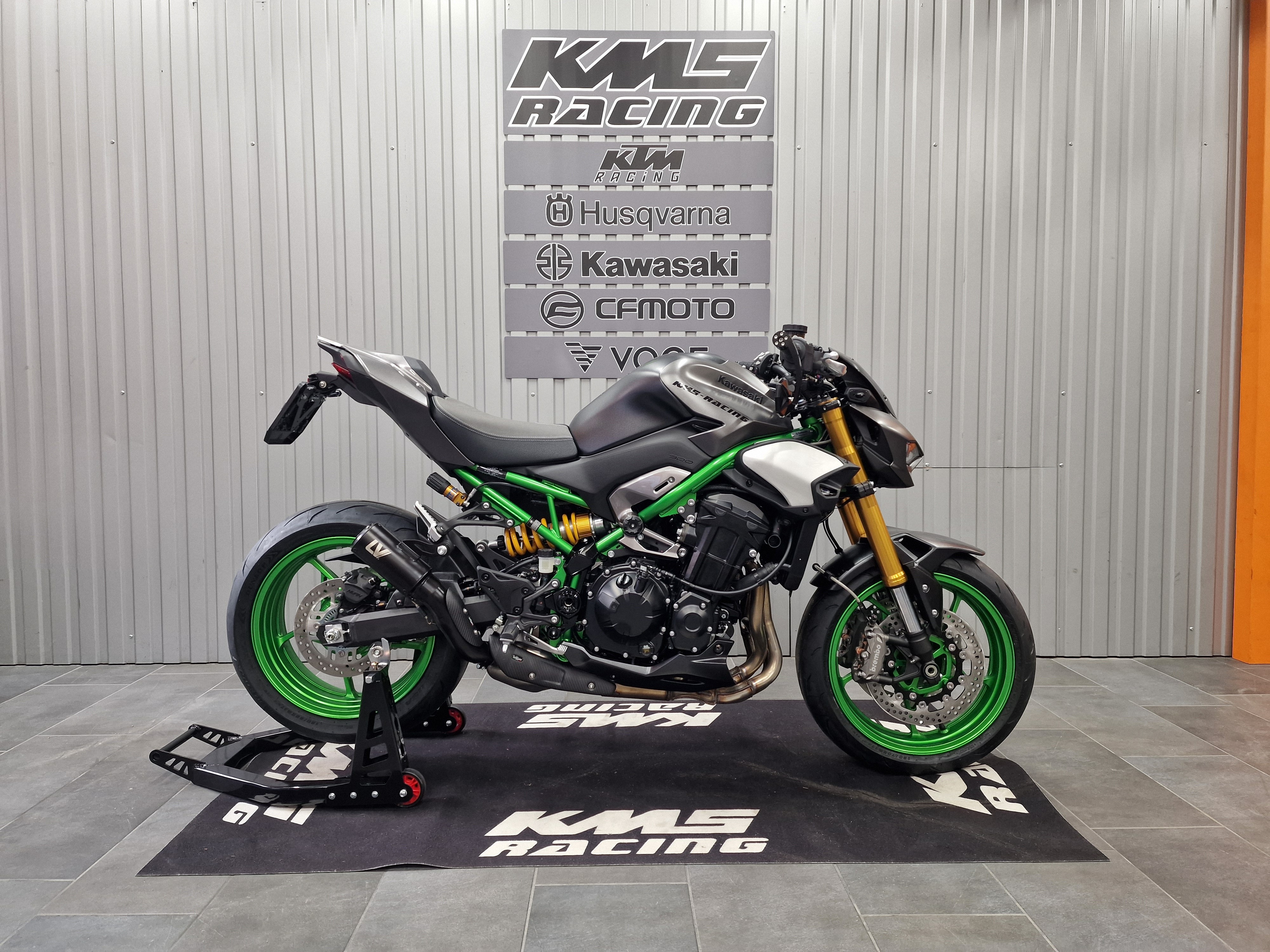 KAWASAKI Z 900