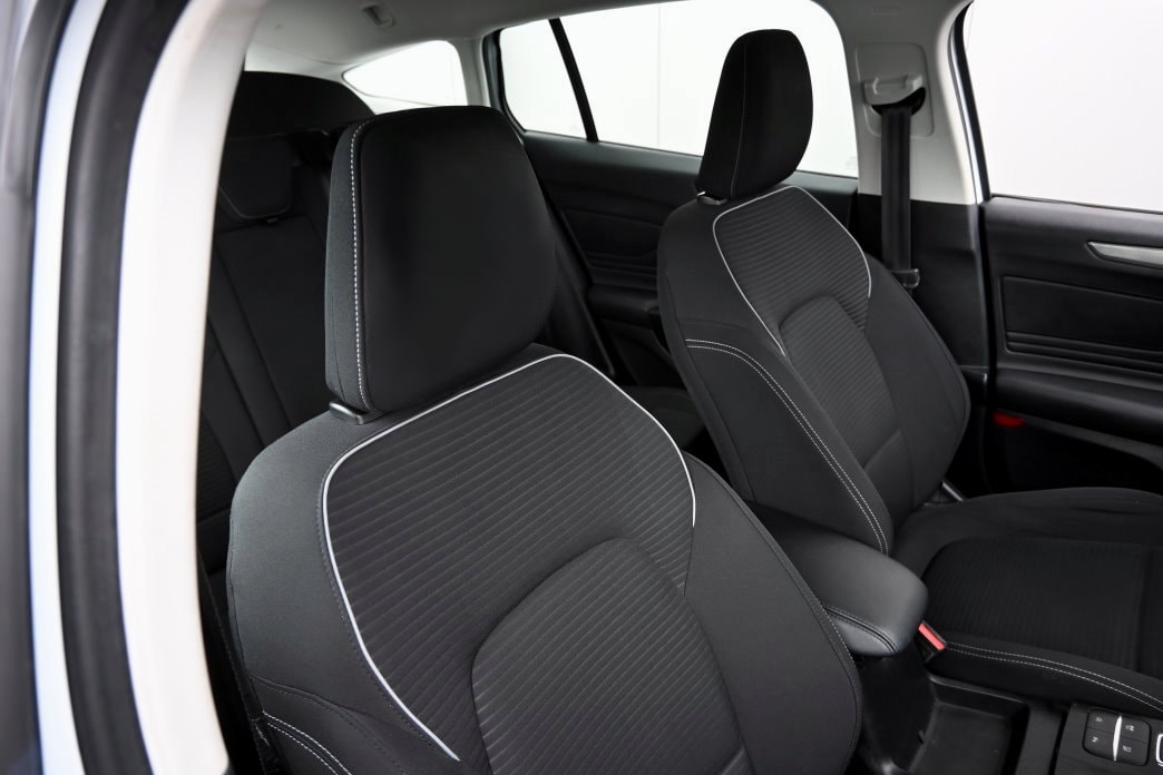 FORD Focus 1.5 TDCi Titanium X Automatic - 6