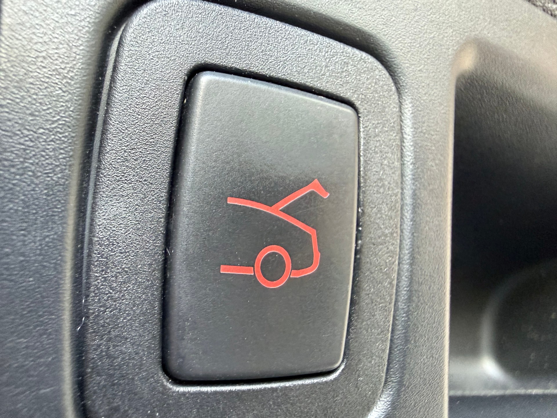 TESLA Model S 75 D - 29