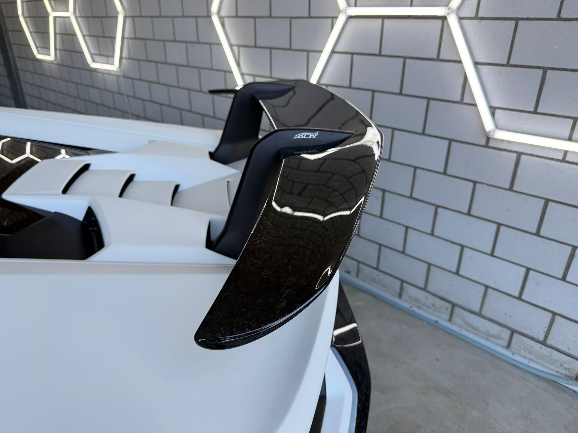 LAMBORGHINI Huracan LP640-4 Coupé Performante DCT - 3