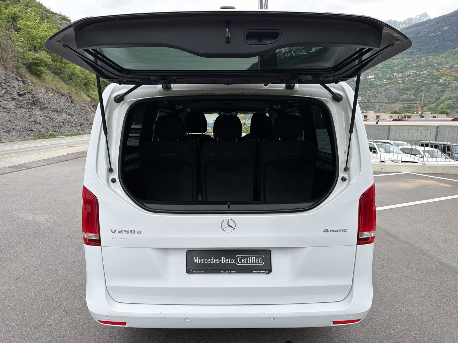 MERCEDES-BENZ V 250 d L 4Matic - 23