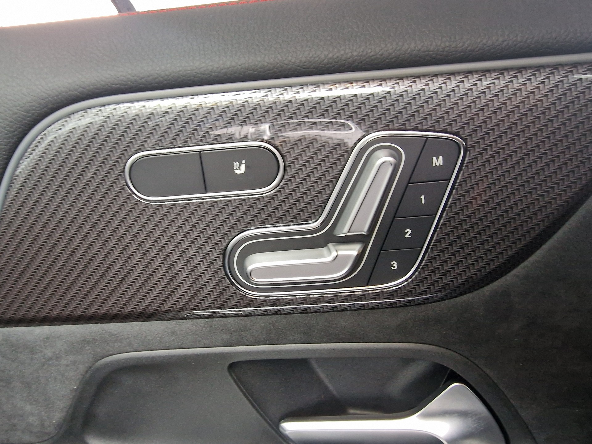 MERCEDES-BENZ GLA 220 4Matic 8G-DCT AMG Line 8xAlu Multibeam - 25