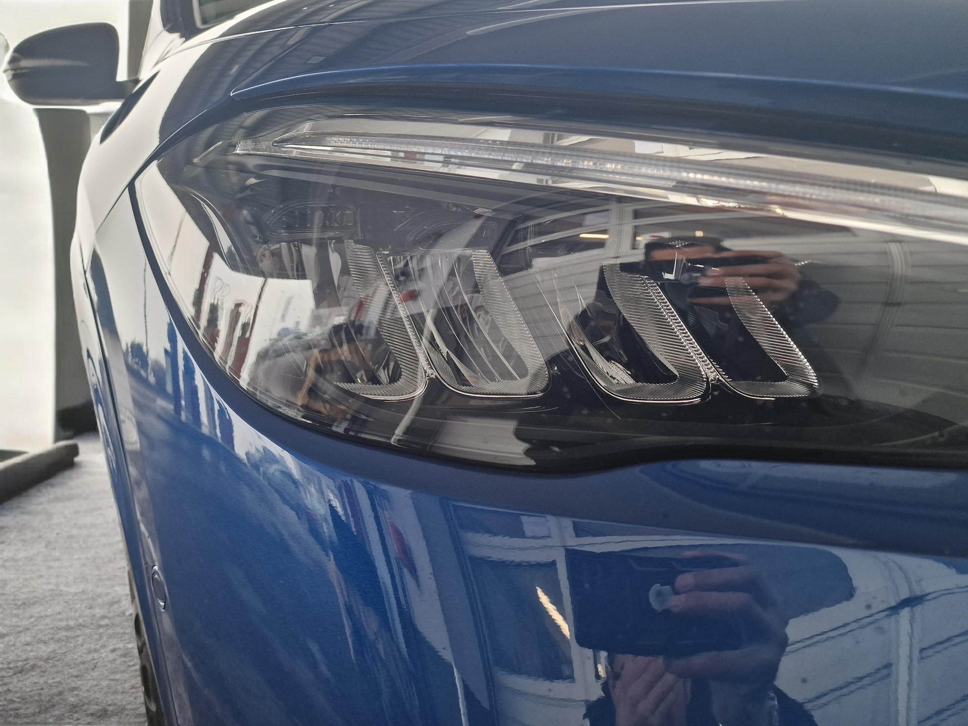 MERCEDES-BENZ GLA 220 4Matic 8G-DCT AMG Line 8xAlu Multibeam - 5