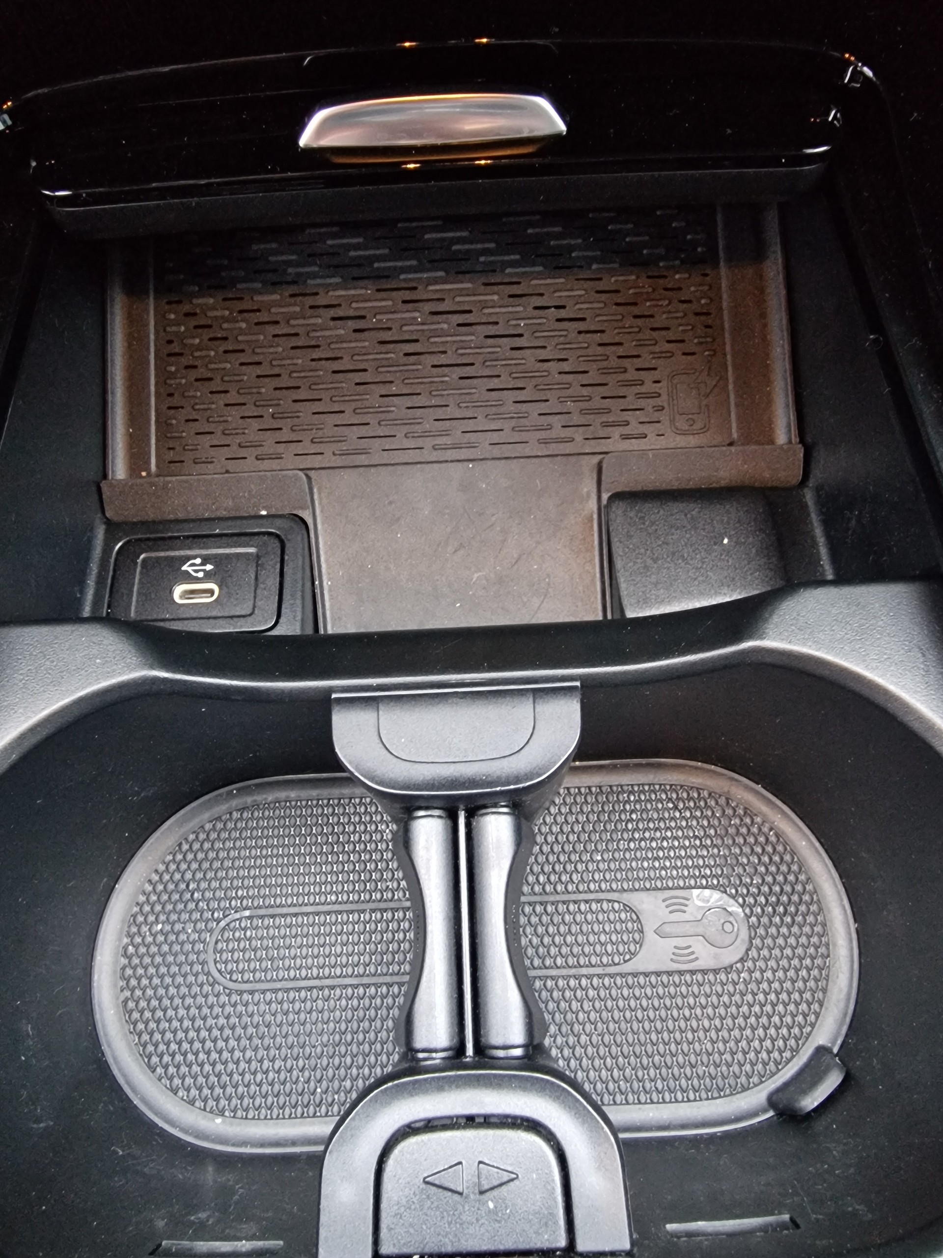 MERCEDES-BENZ GLA 220 4Matic 8G-DCT AMG Line 8xAlu Multibeam - 14