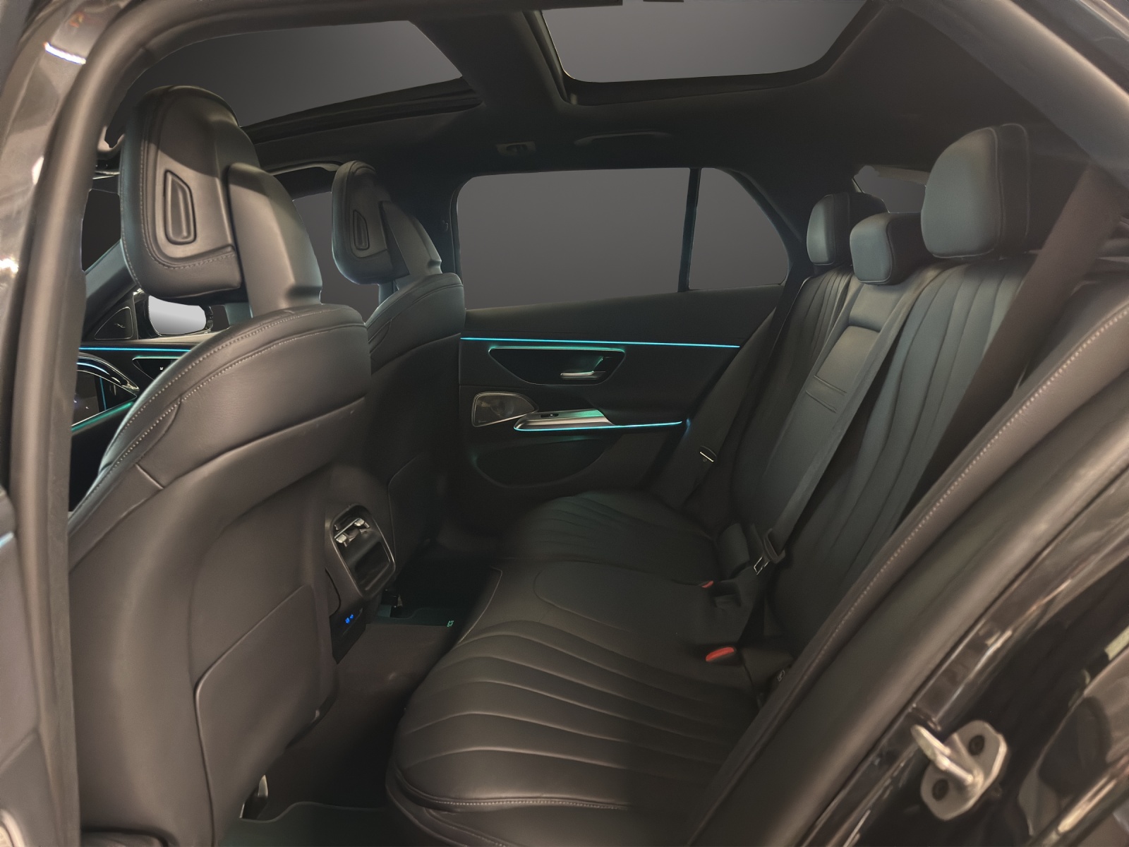 MERCEDES-BENZ E 220 d T 4M 9G-Tronic AMG Line - 12