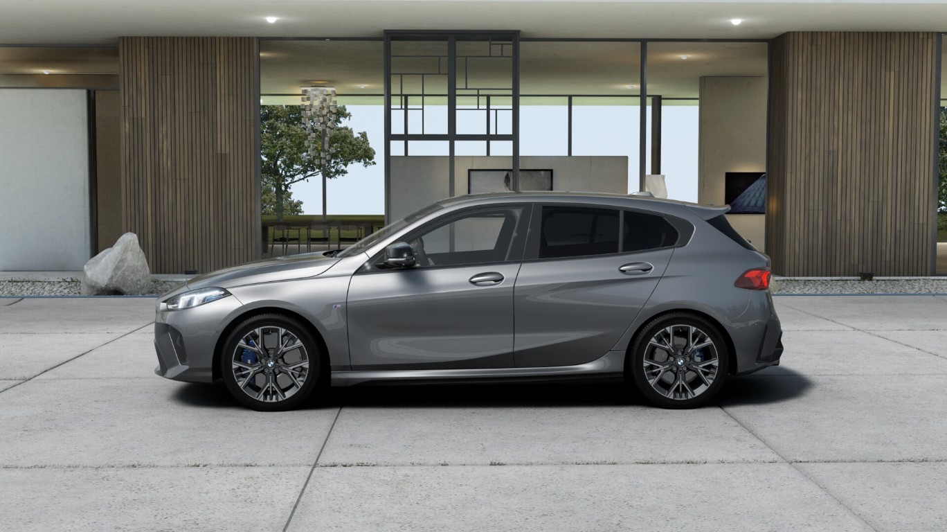 BMW M135 xDrive - 12