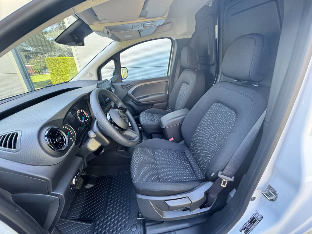MERCEDES-BENZ eCitan Kasten L Worker 45 kWh - 8