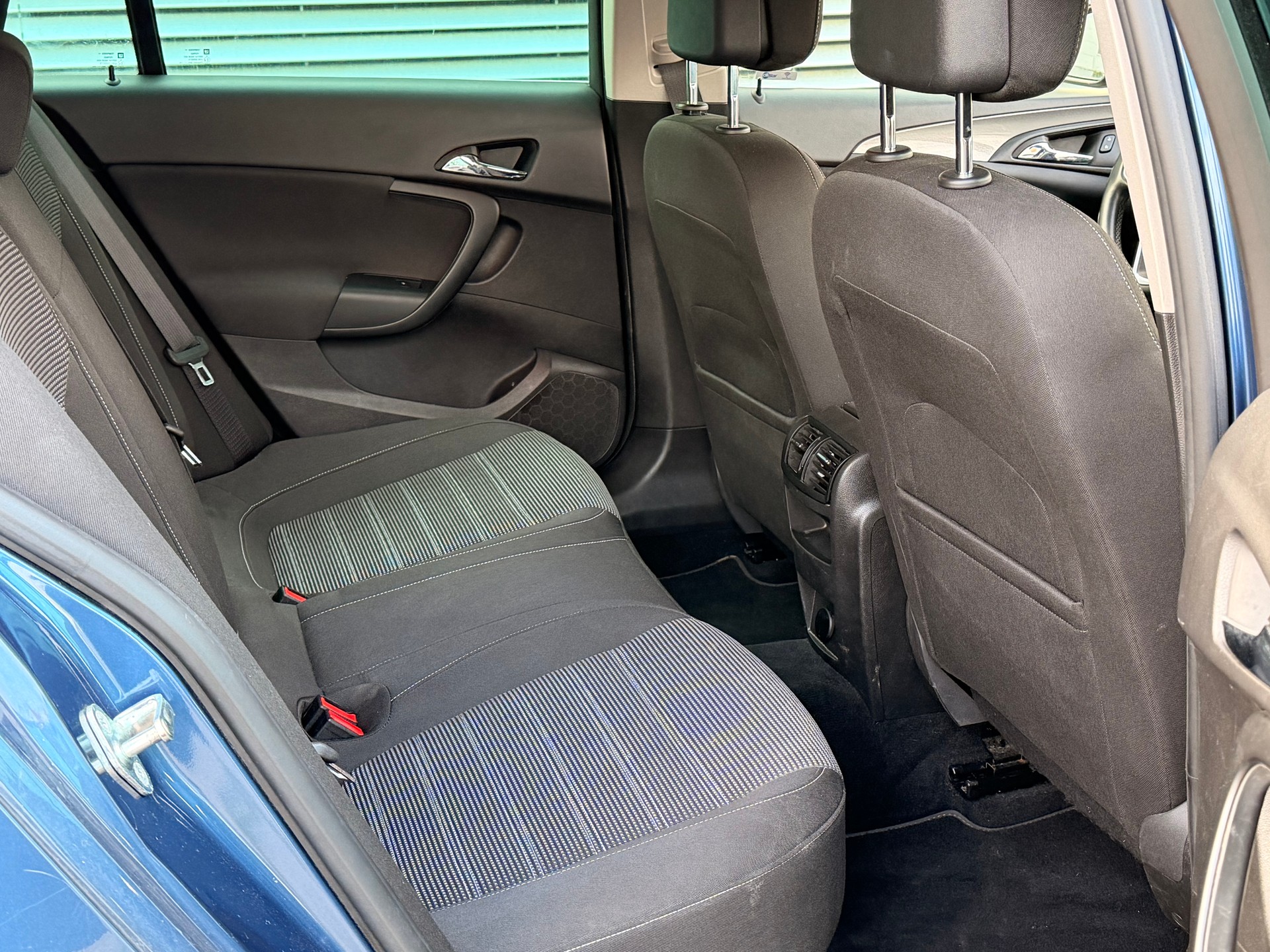 OPEL Insignia Sports Tourer 2.0 CDTI Cosmo Automatic - 8