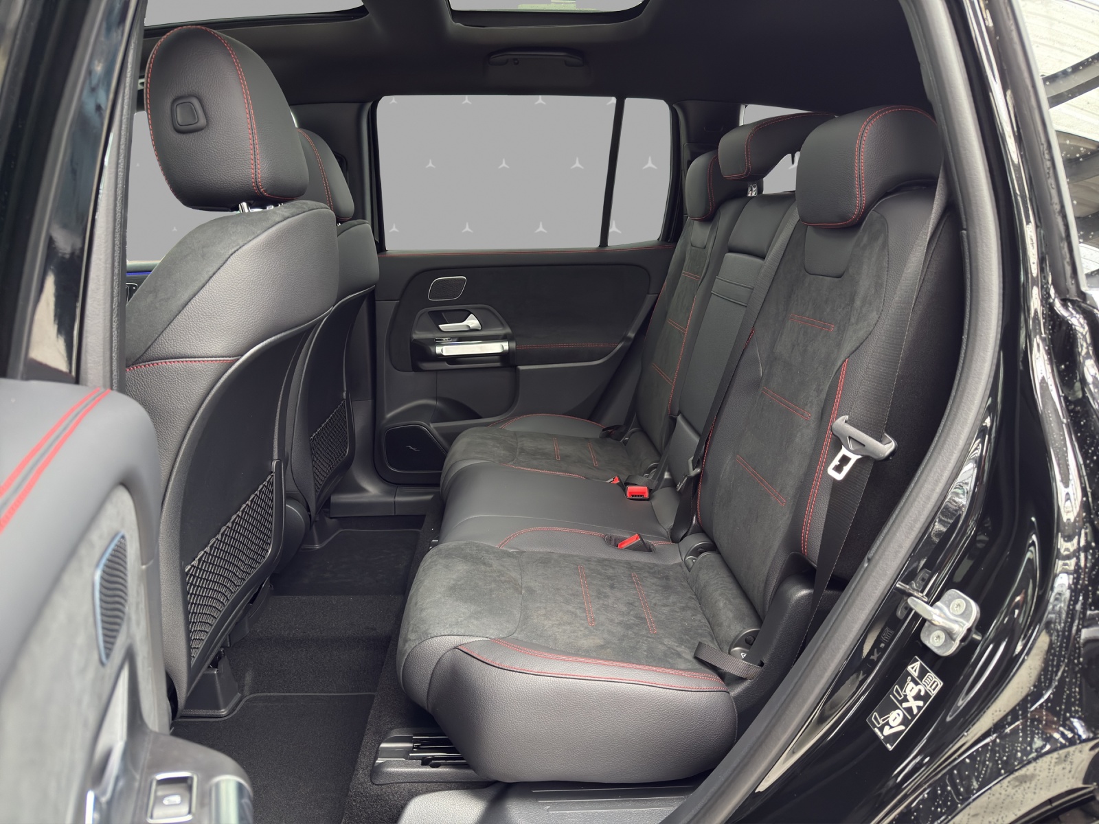 MERCEDES-BENZ GLB 220 d 4Matic 8G-Tronic - 14