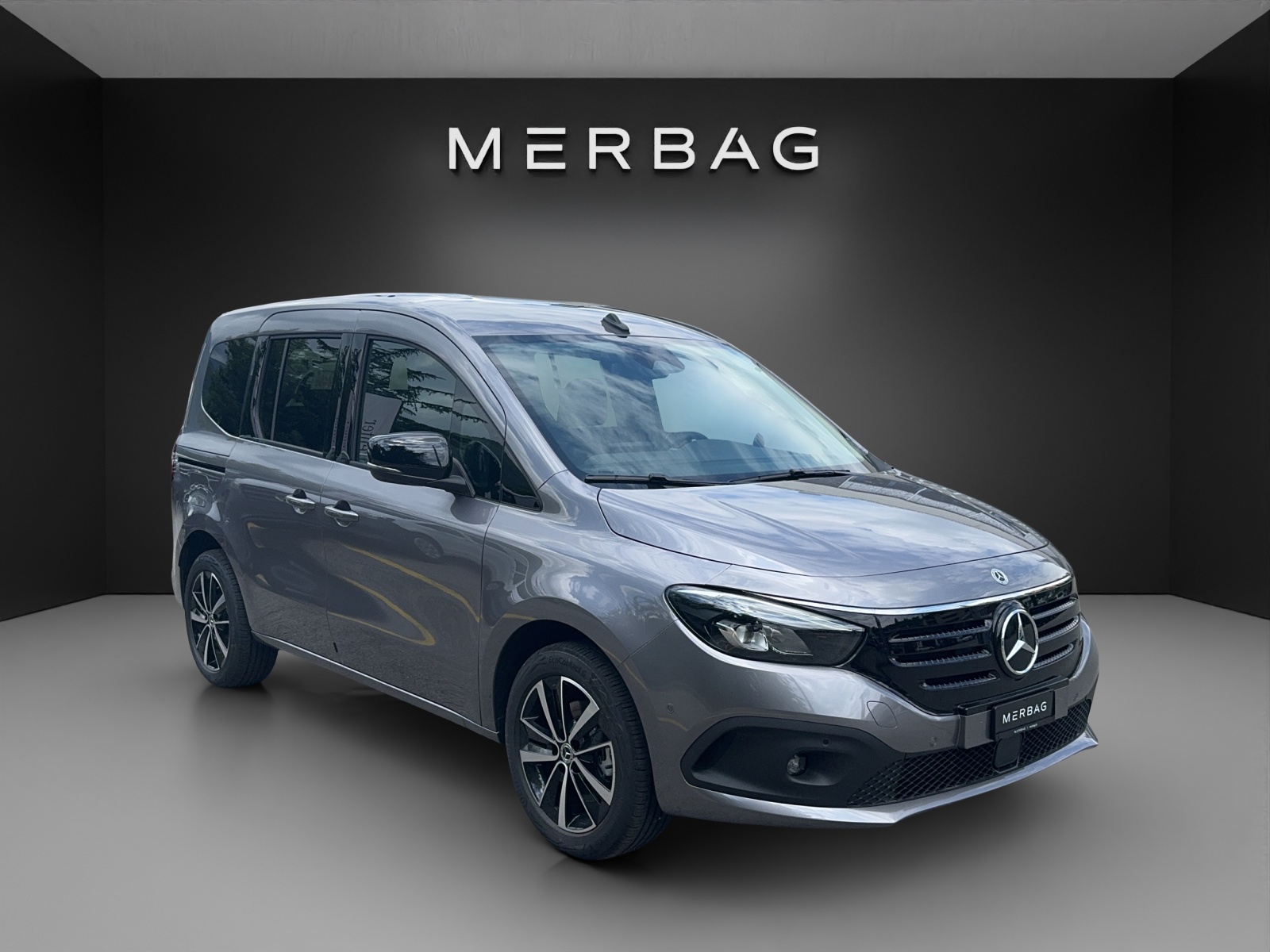 MERCEDES-BENZ EQT Standard 2716mm S