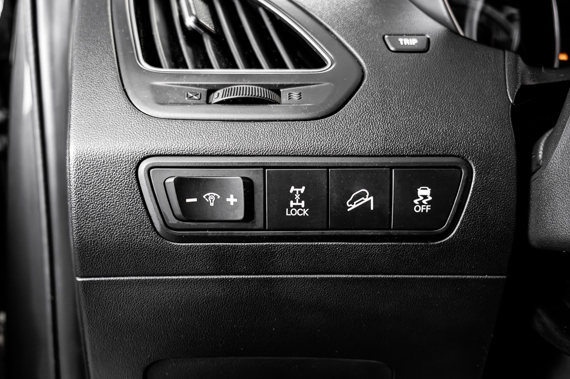 HYUNDAI iX 35 2.0 Style 4WD Automatic - 16