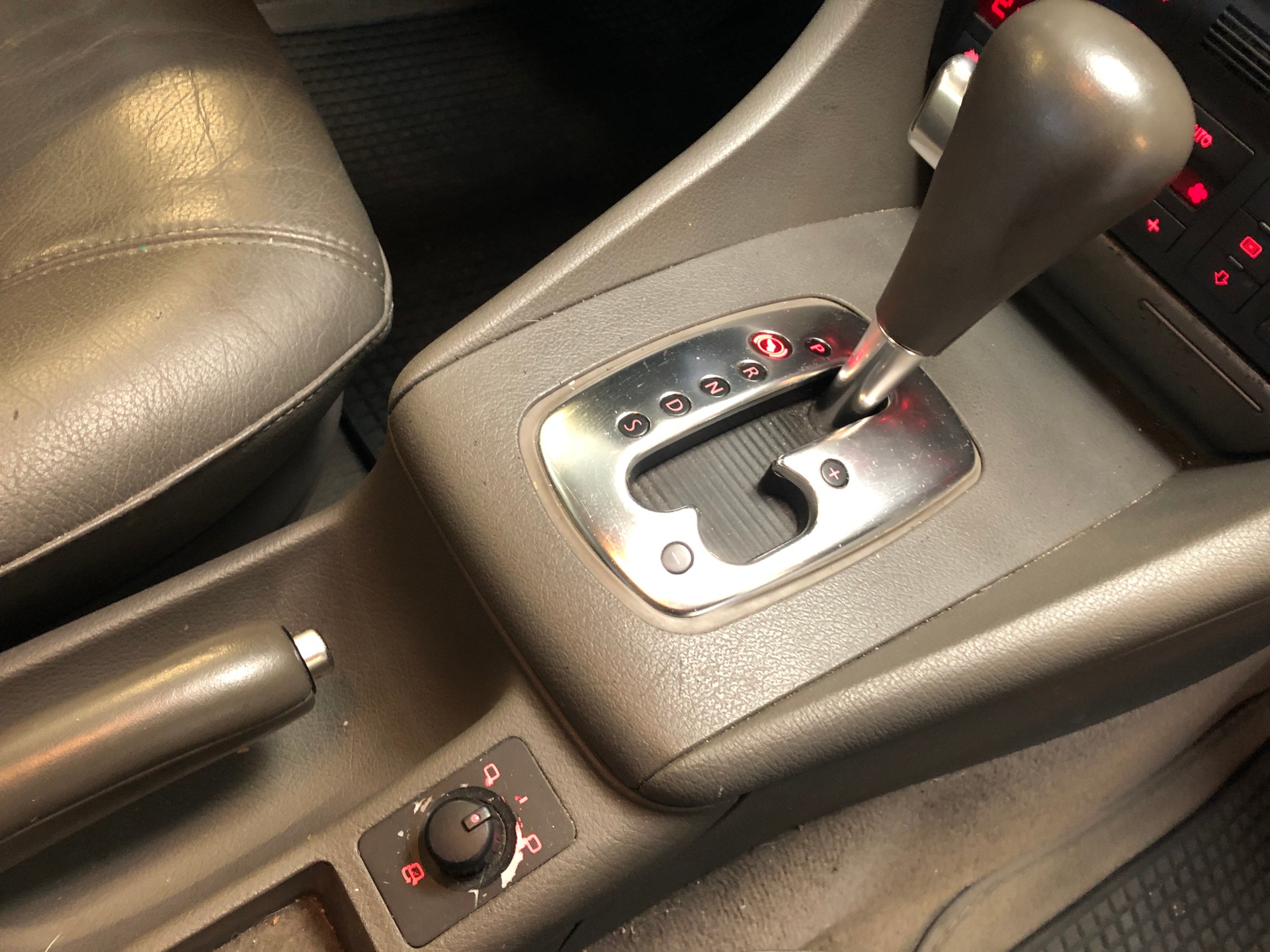 AUDI A6 Avant 3.0 quattro - 29