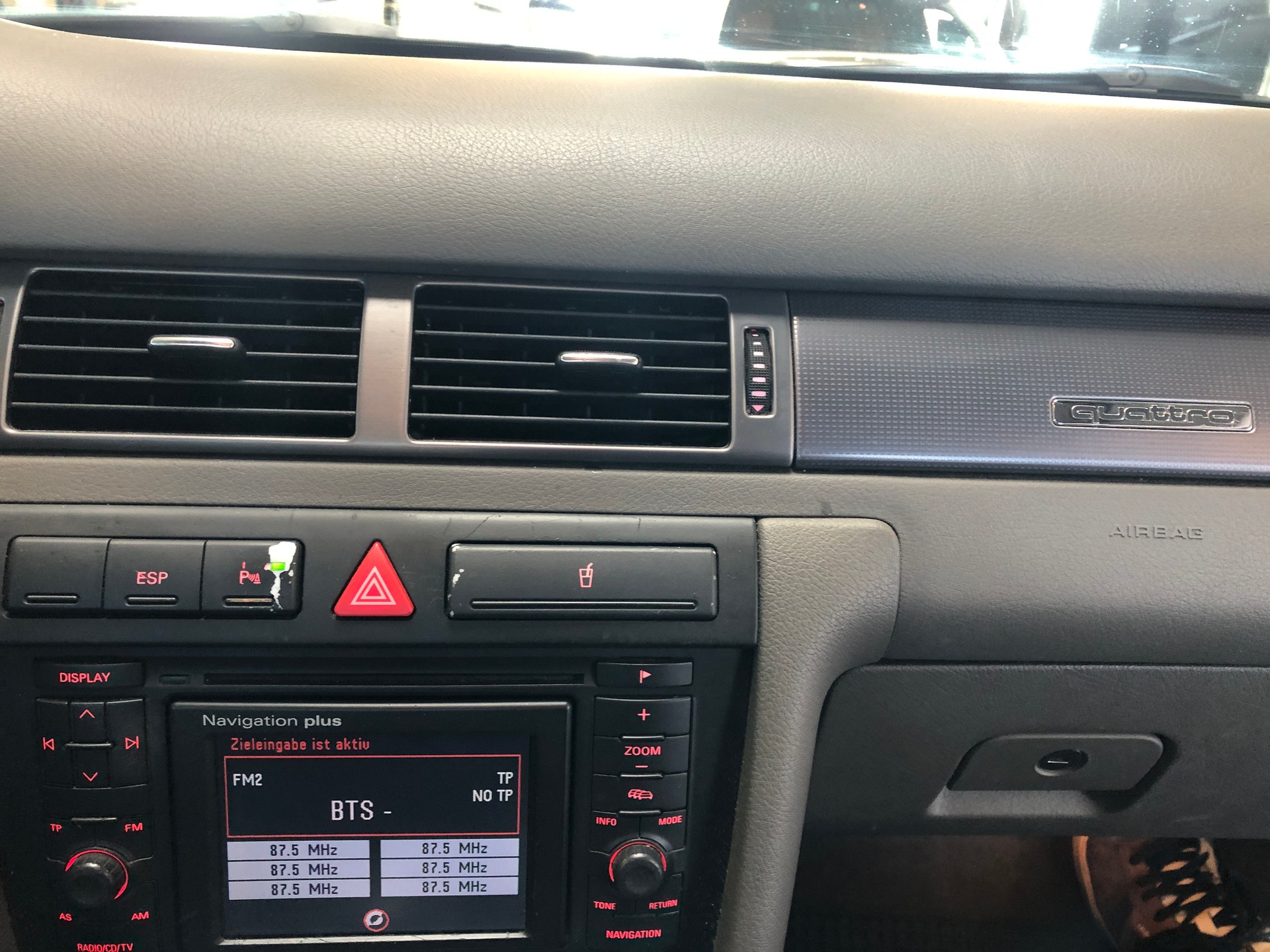 AUDI A6 Avant 3.0 quattro - 27