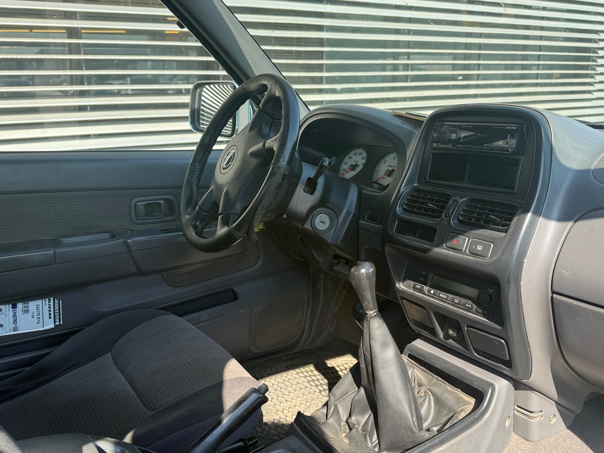 NISSAN Double Cab Navara 2.5 Di 4x4 - 5
