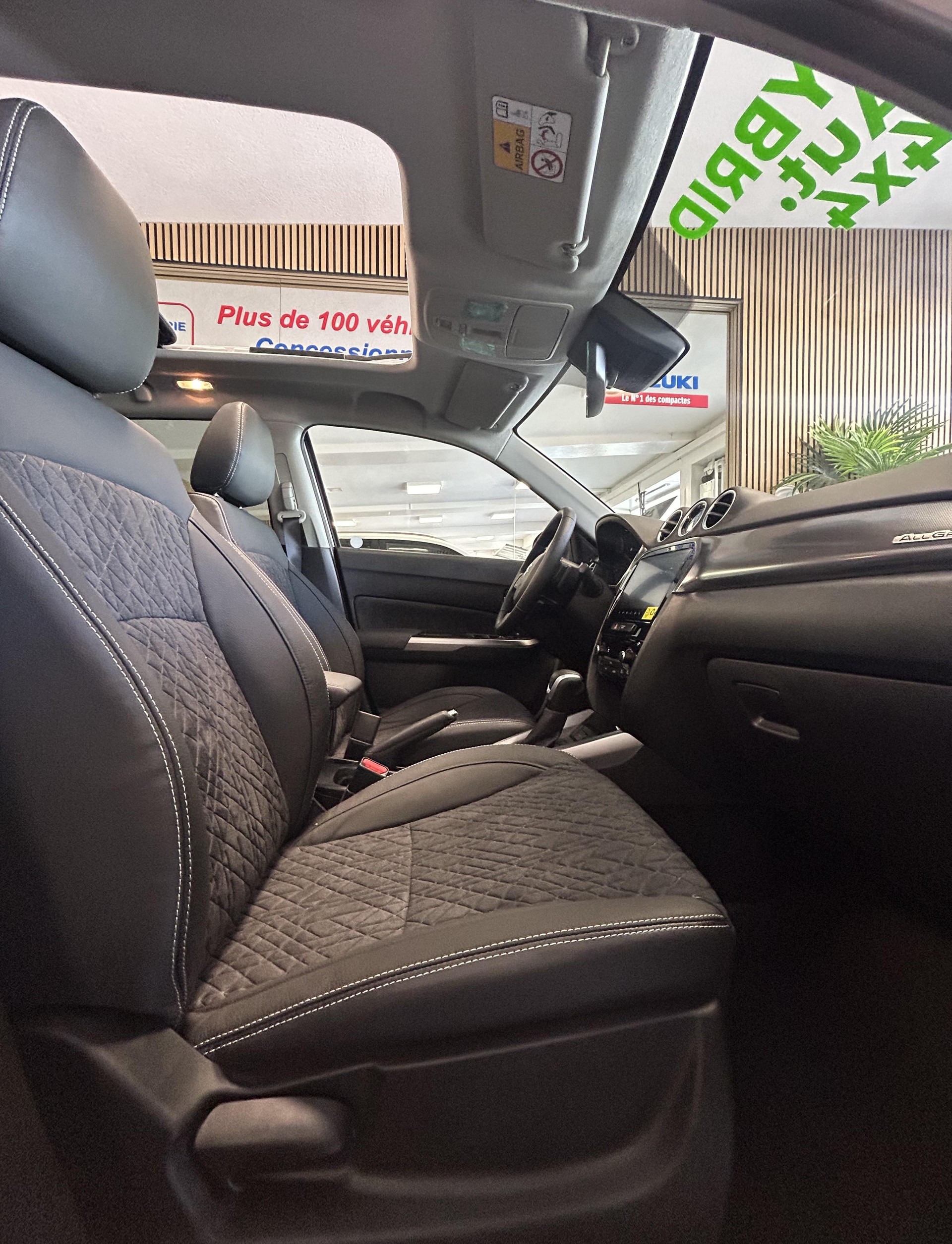 SUZUKI Vitara 1.4 T Compact Top Hybrid 4x4 - 16