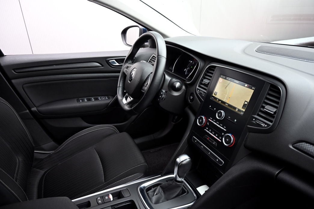 RENAULT Mégane Grandtour 1.5 dCi Business EDC - 7