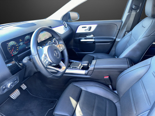 MERCEDES-BENZ EQA 350 AMG Line 4Matic - 6