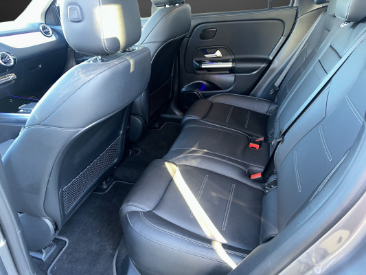 MERCEDES-BENZ EQA 350 AMG Line 4Matic - 7