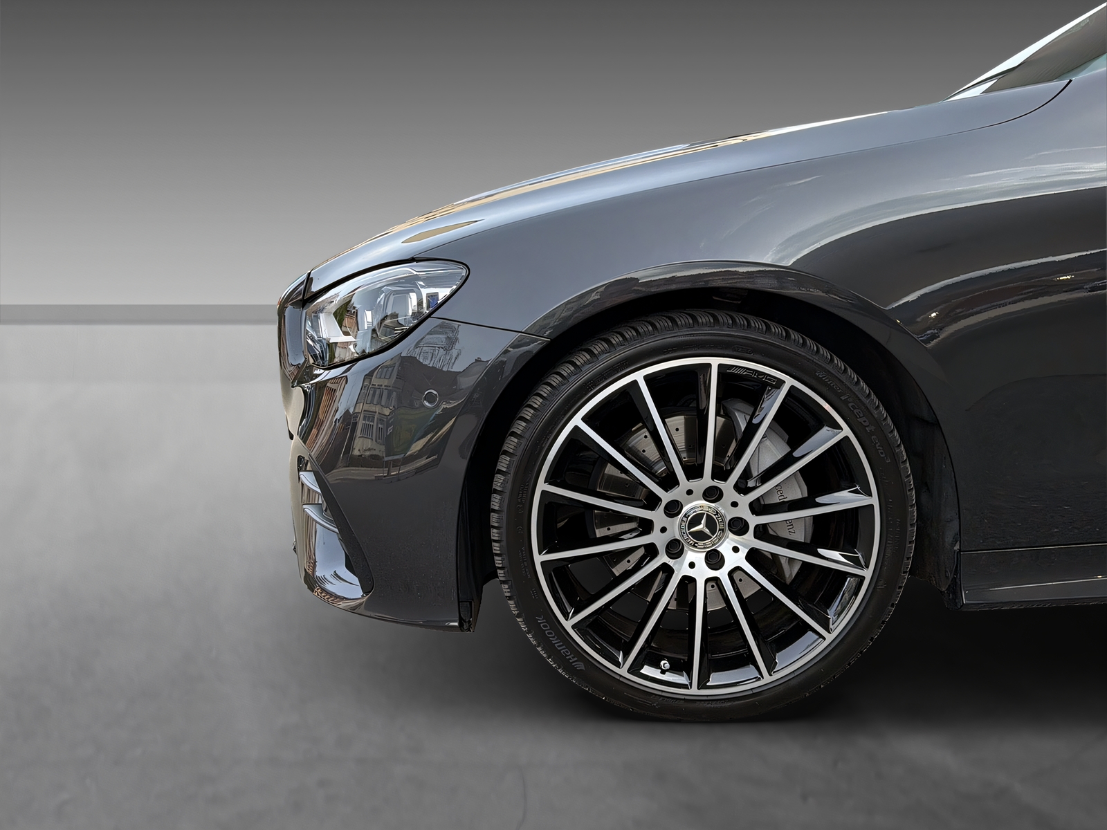 MERCEDES-BENZ E 200 4Matic Cabriolet - 6