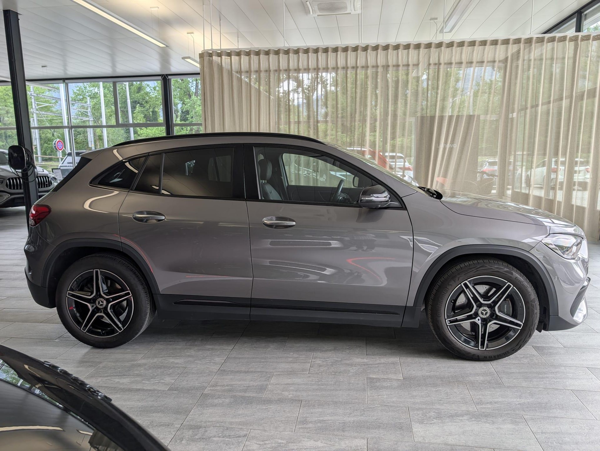 MERCEDES-BENZ GLA 250 AMG Line 4matic - 7