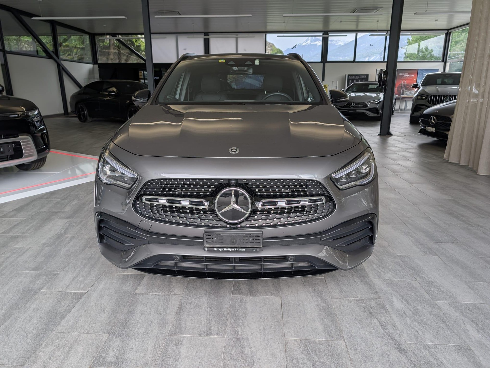 MERCEDES-BENZ GLA 250 AMG Line 4matic - 9
