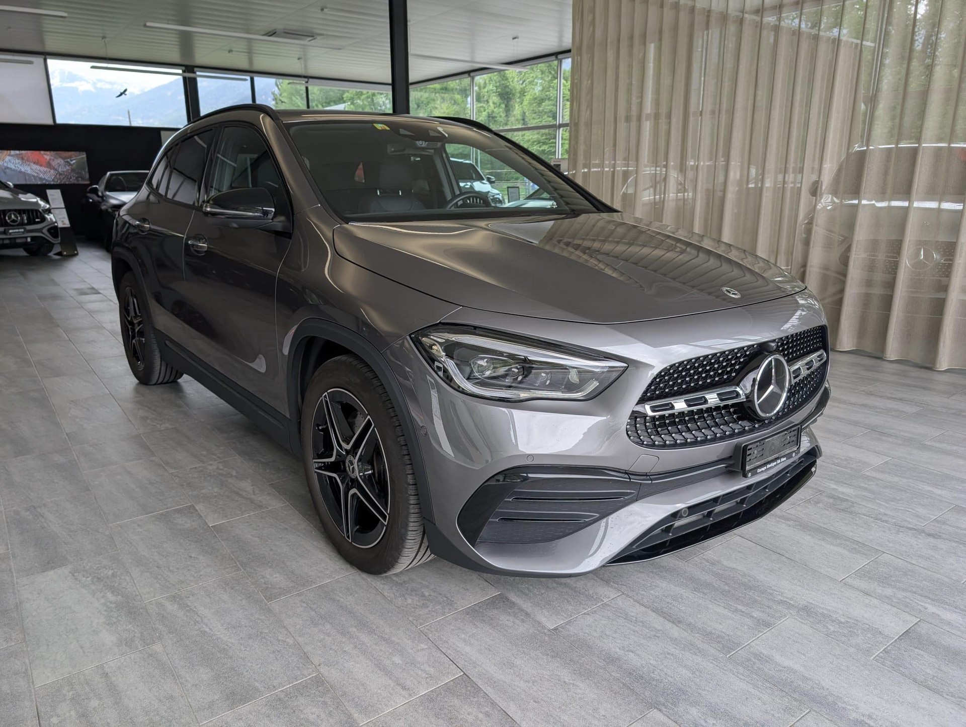 MERCEDES-BENZ GLA 250 AMG Line 4matic - 8
