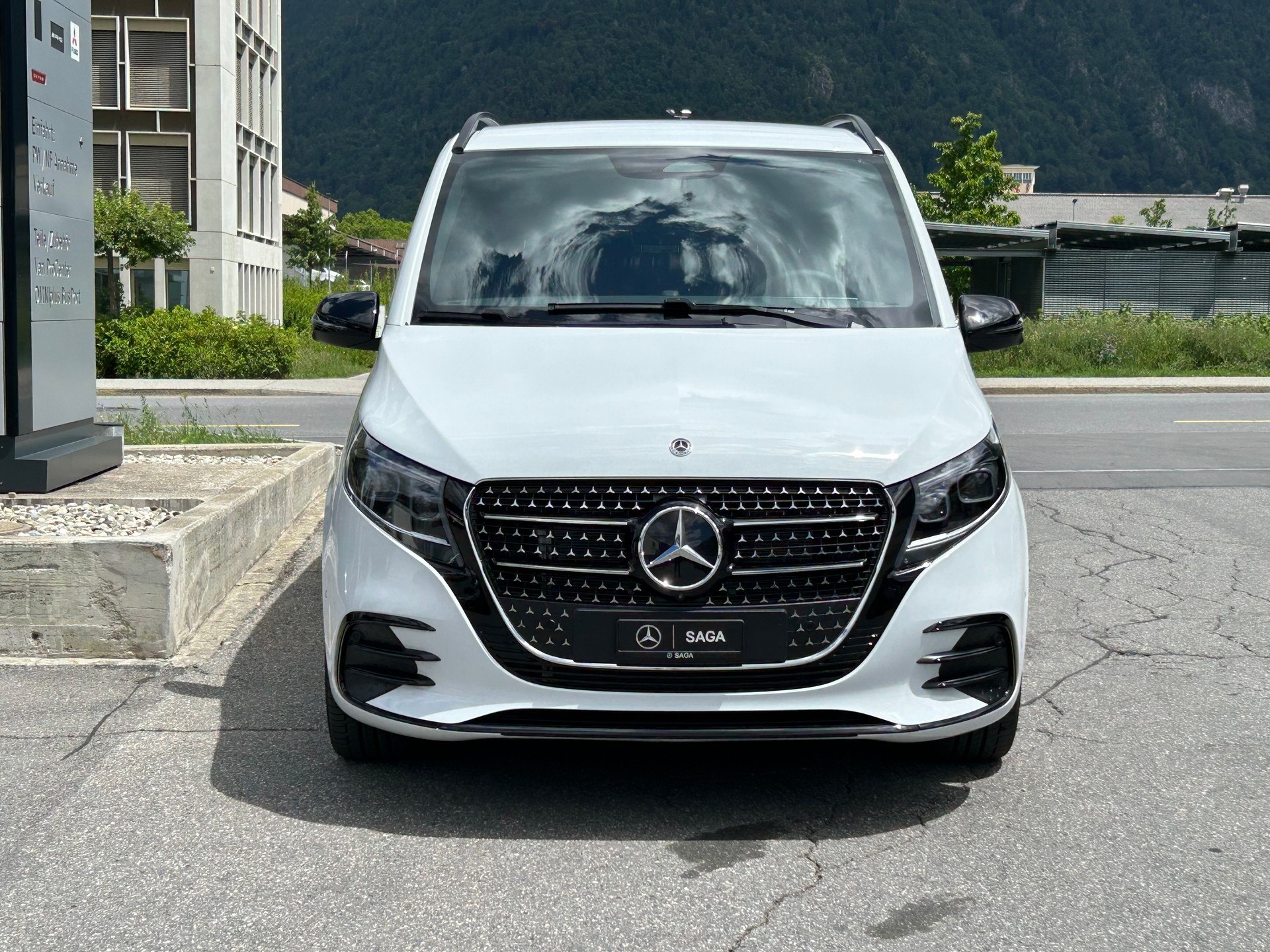 MERCEDES-BENZ V 300d Exclusive Lang SWISS EDITION 4Matic - 2