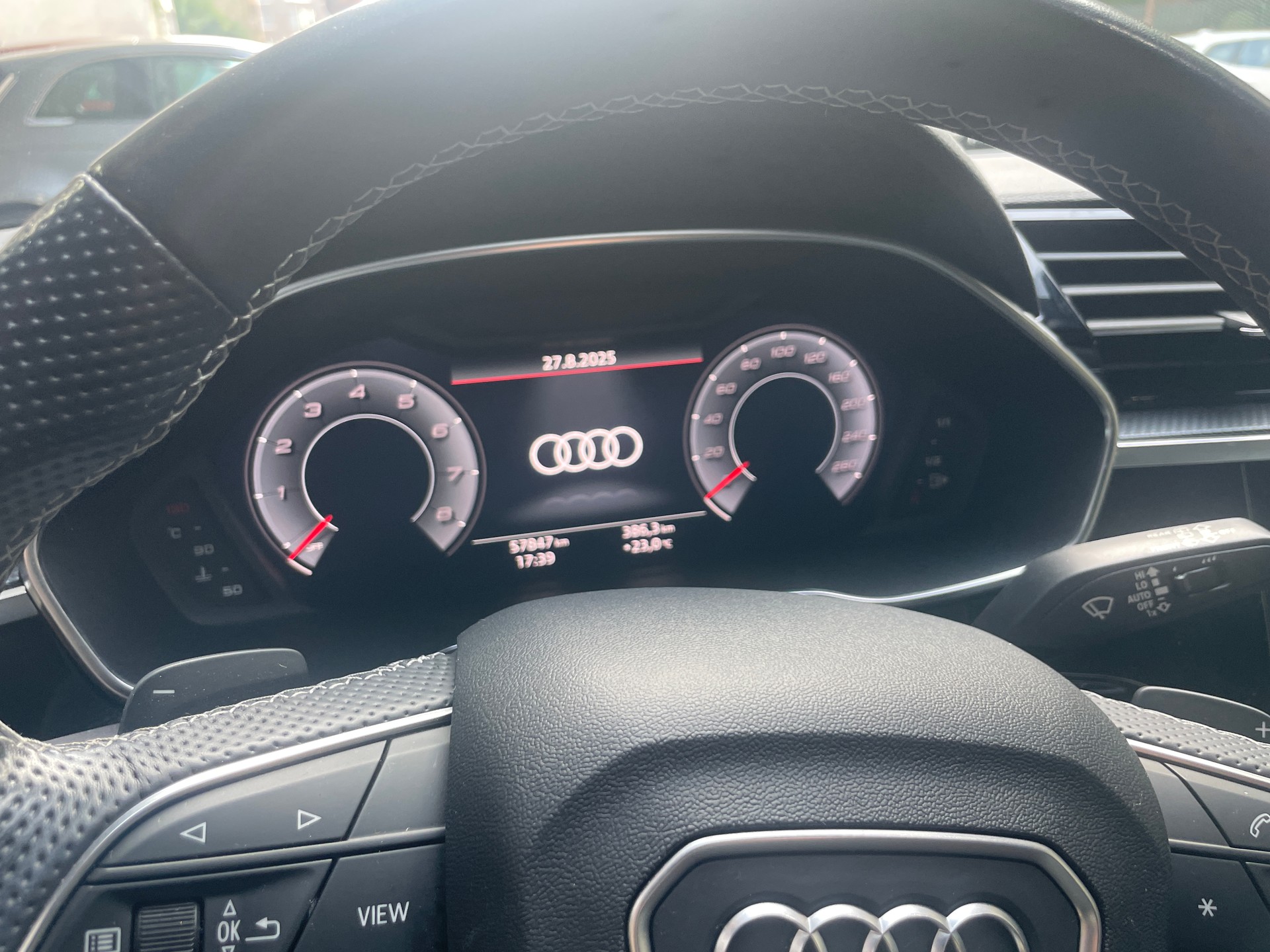 AUDI Q3 35 TFSI S line Attraction S-tronic - 9
