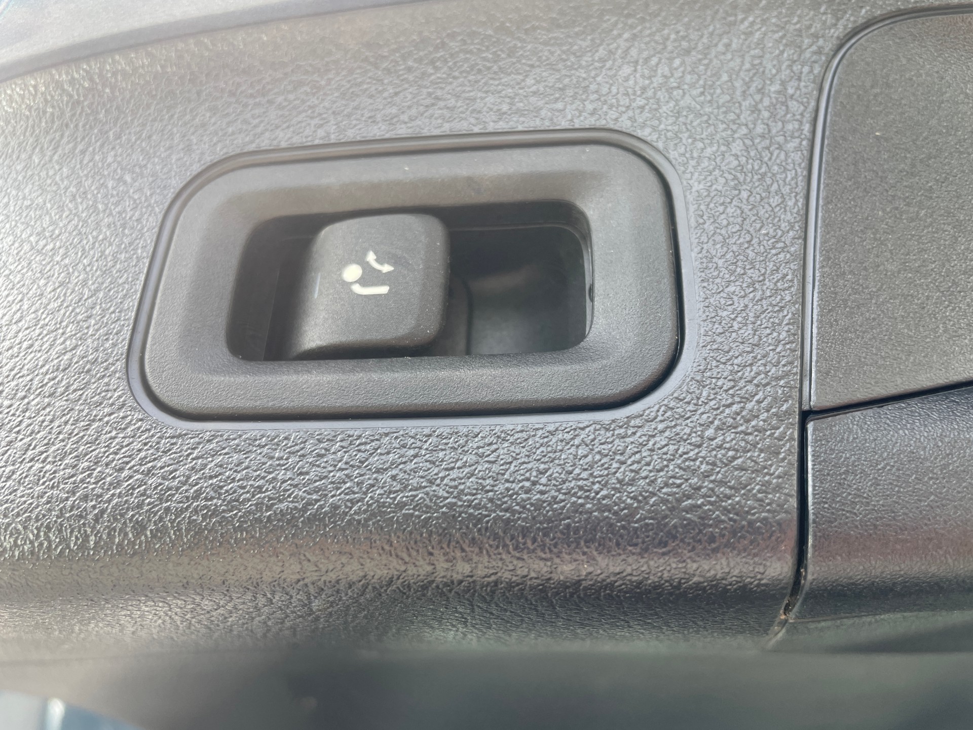 MERCEDES-BENZ EQA 300 AMG Line 4Matic - 7