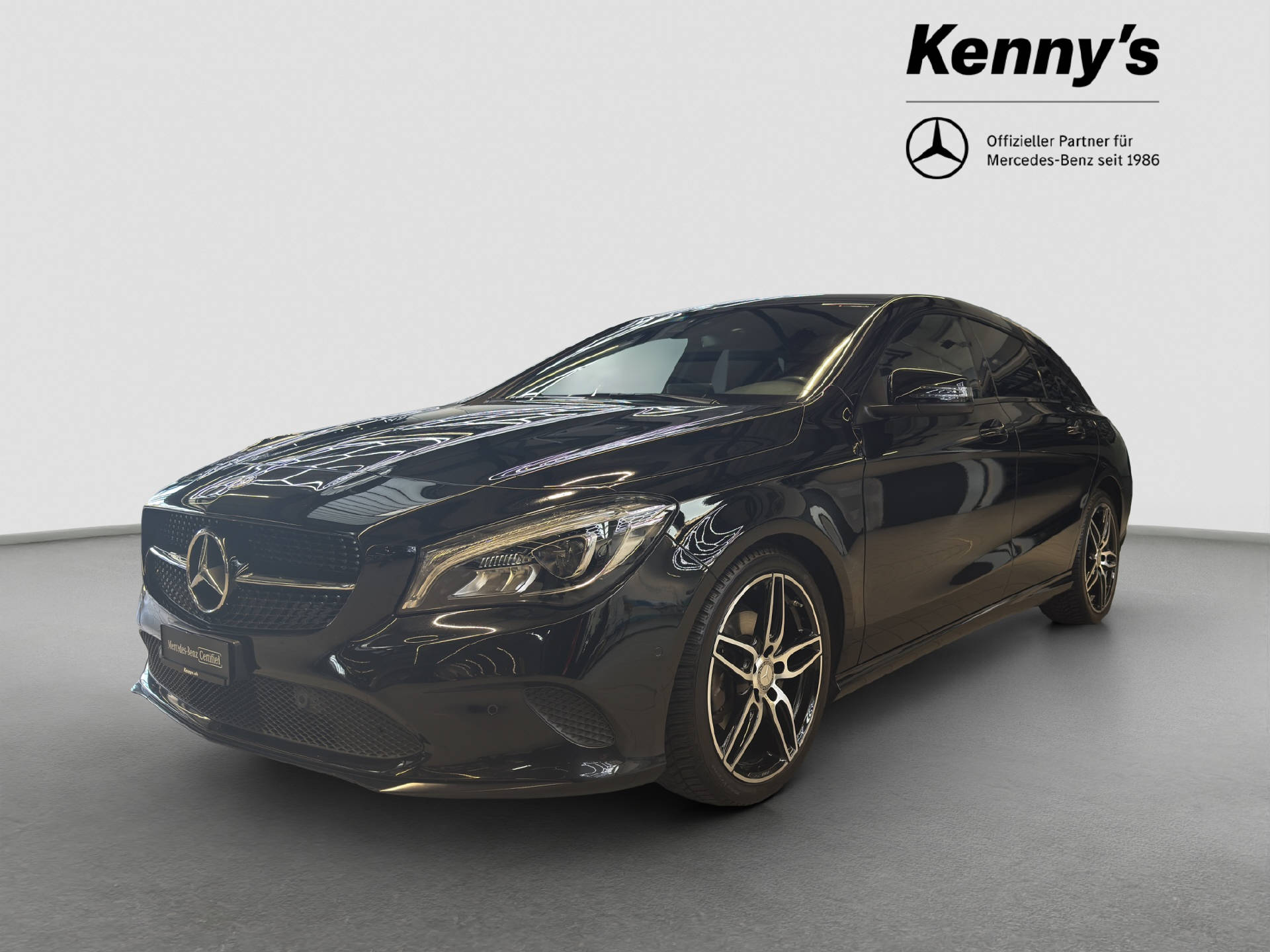MERCEDES-BENZ CLA 200 Shooting Brake Night Star
