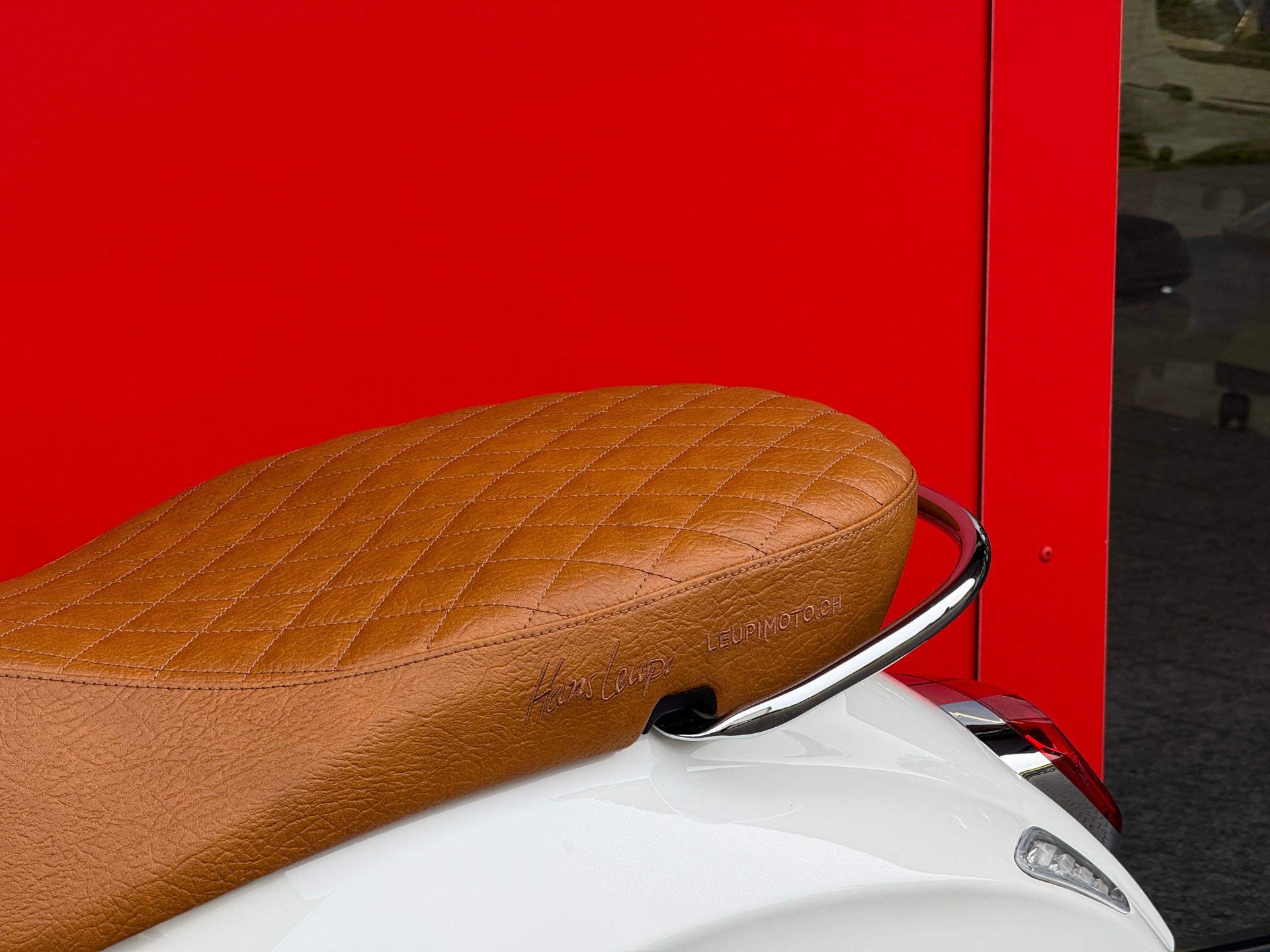 PIAGGIO Vespa 125 Primavera ABS Celebrate 40th - 8