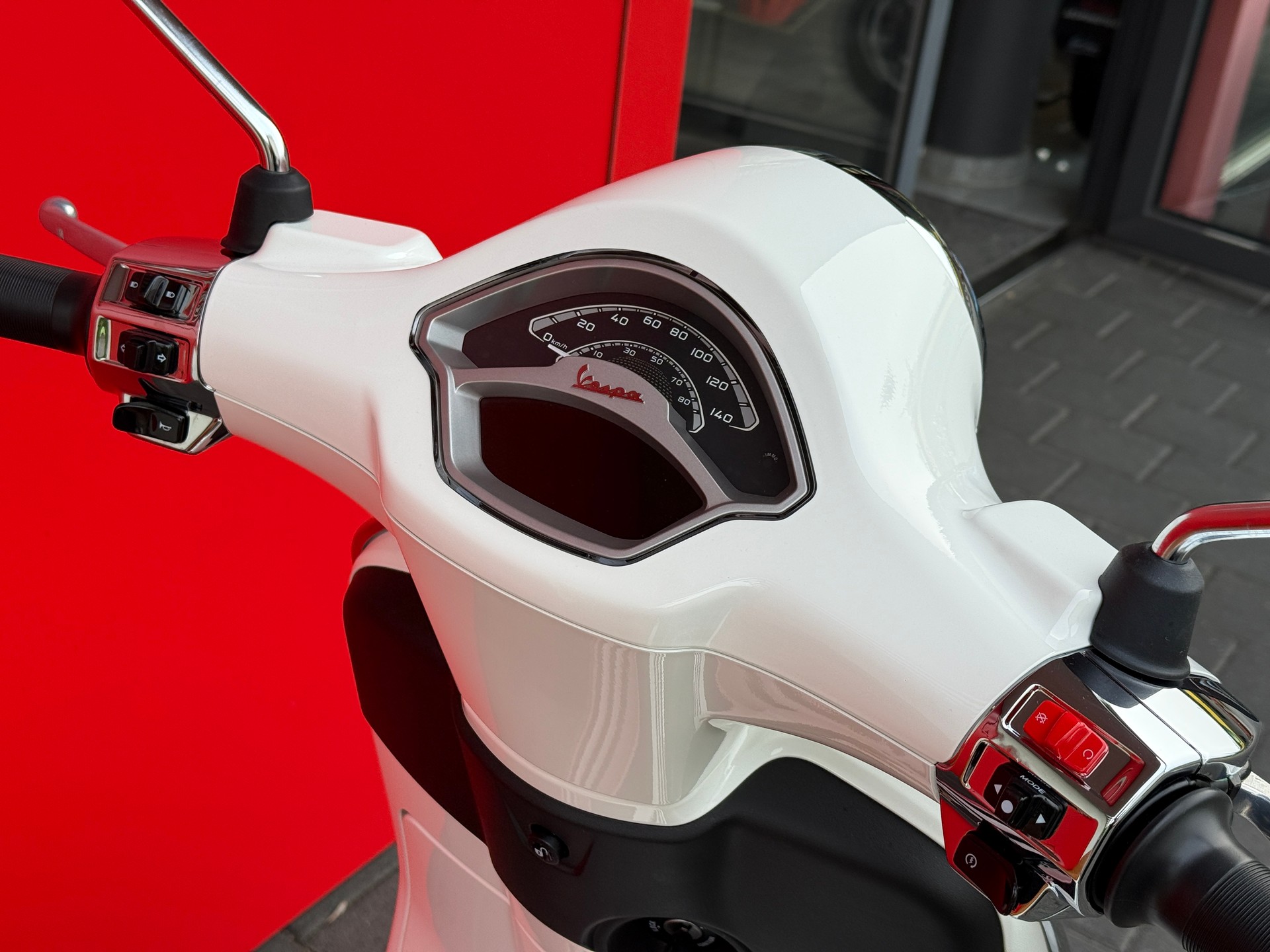 PIAGGIO Vespa 125 Primavera ABS Celebrate 40th - 14