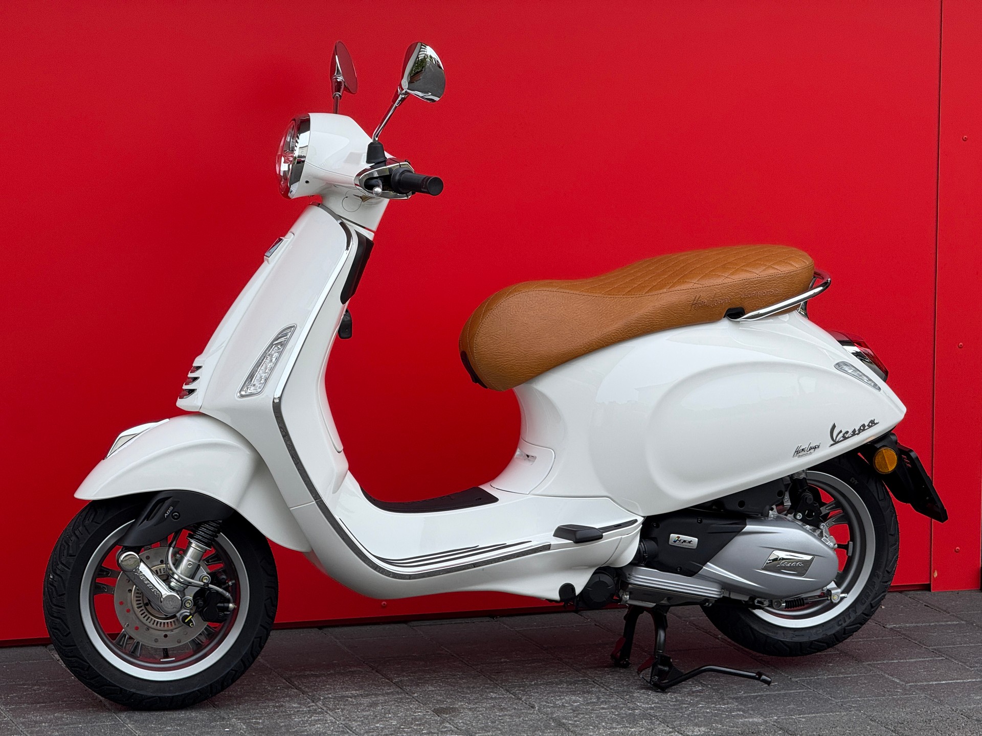 PIAGGIO Vespa 125 Primavera ABS Celebrate 40th - 9