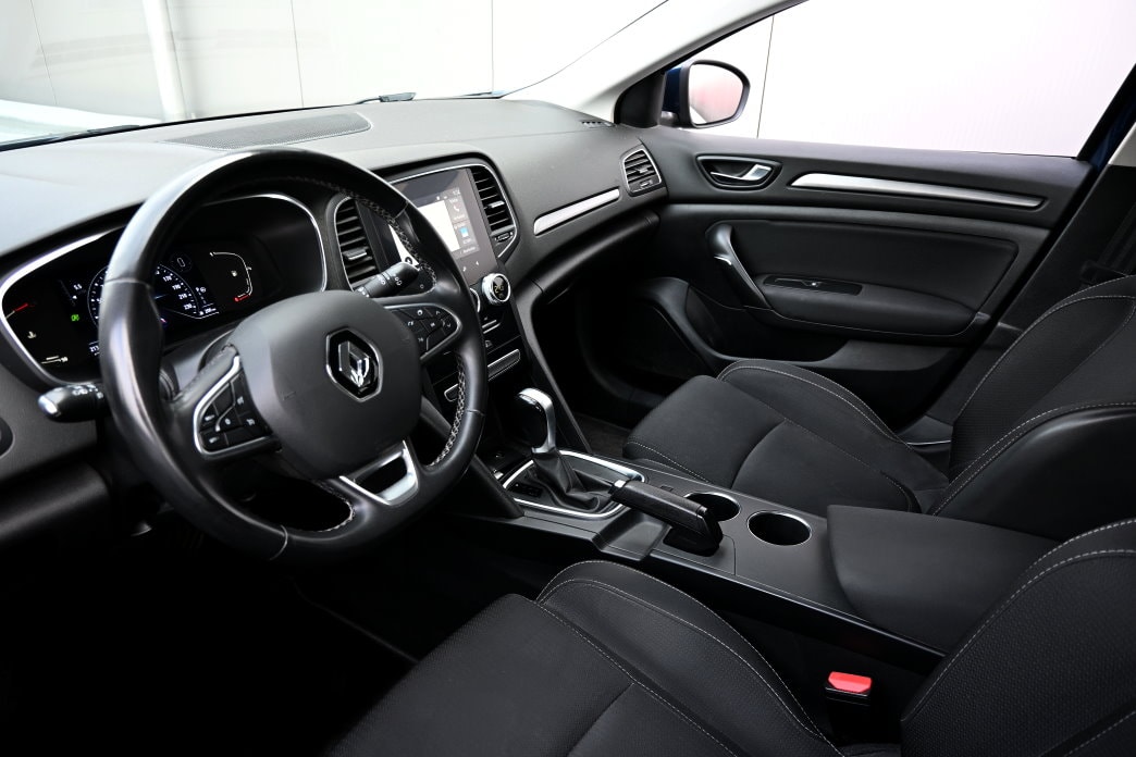 RENAULT Mégane Grandtour 1.5 dCi Business EDC - 8