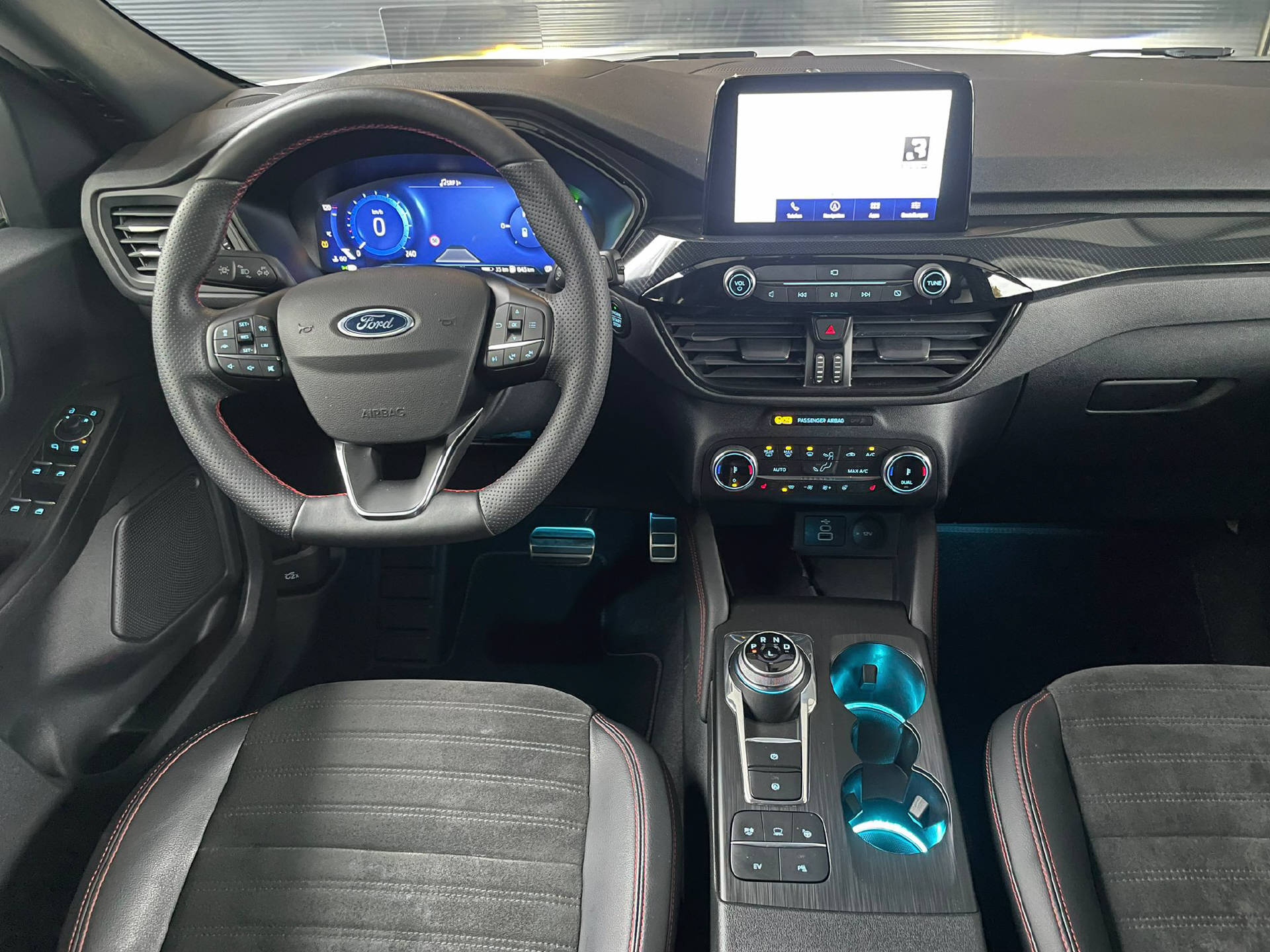 FORD Kuga 2.5 Plug-in Hybrid ST-Line X-7
