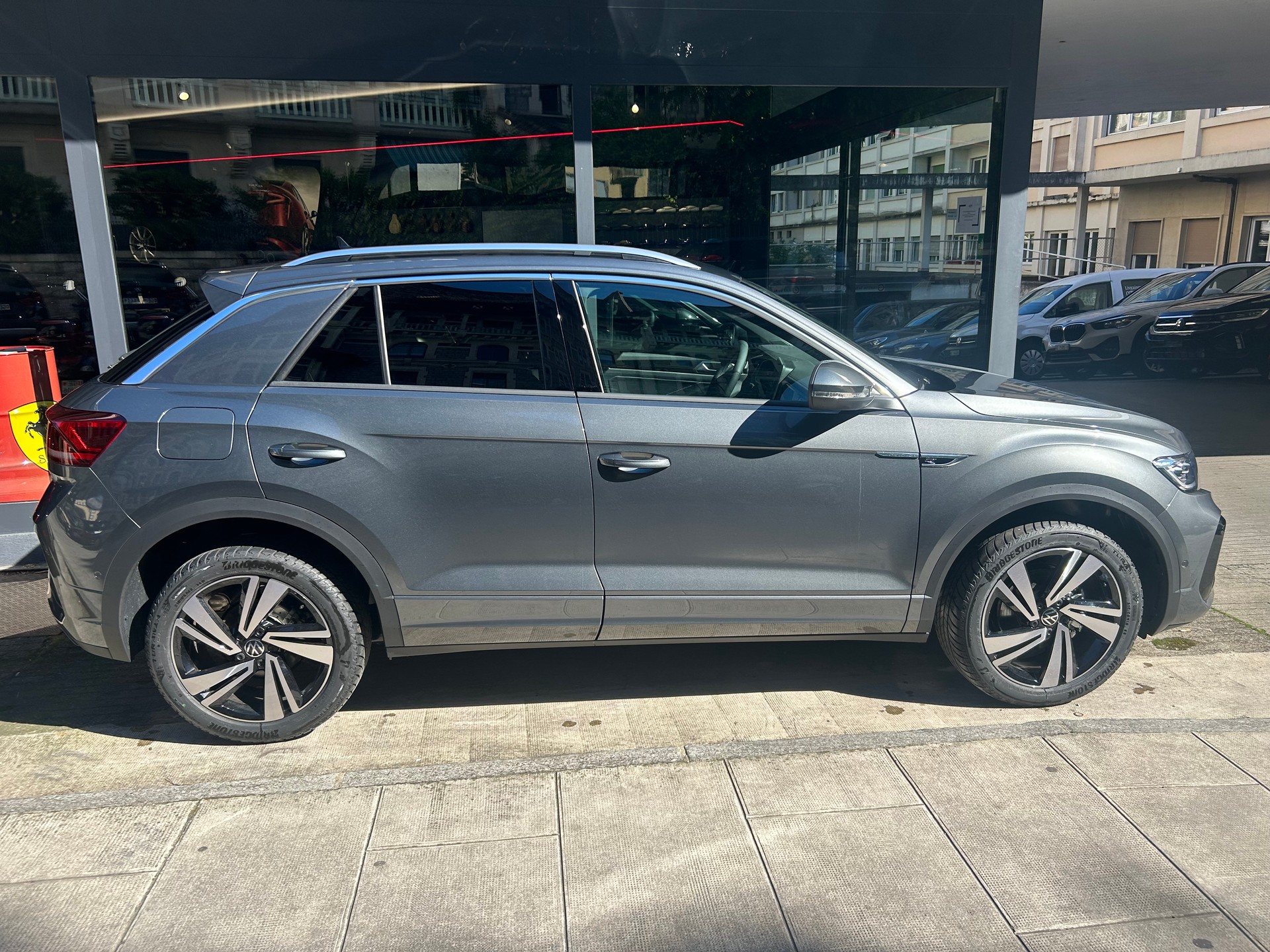 VW T-Roc 1.5 TSI R-Line DSG - 3