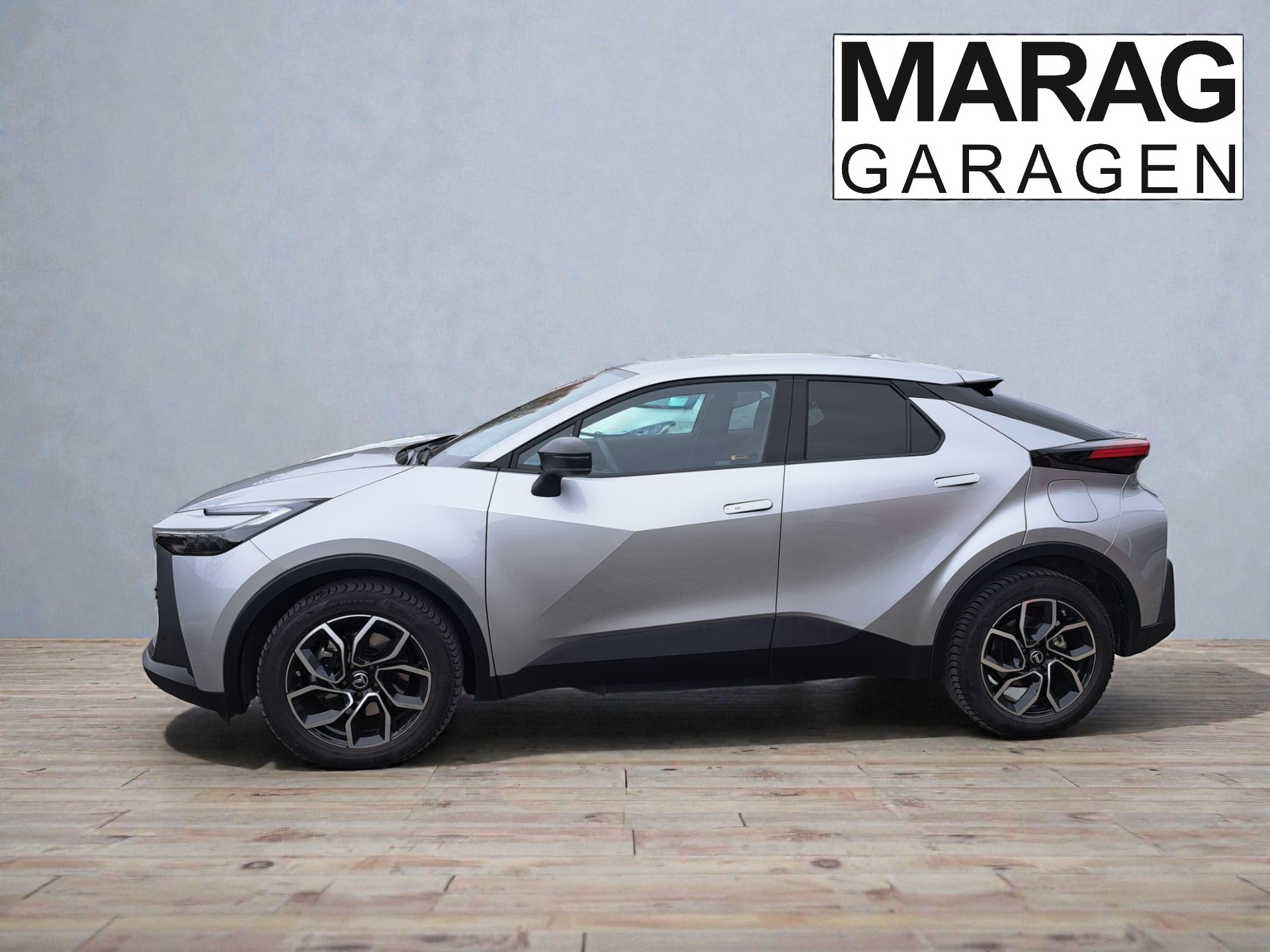 TOYOTA C-HR 2.0 PHEV CVT Swiss Edition - 12