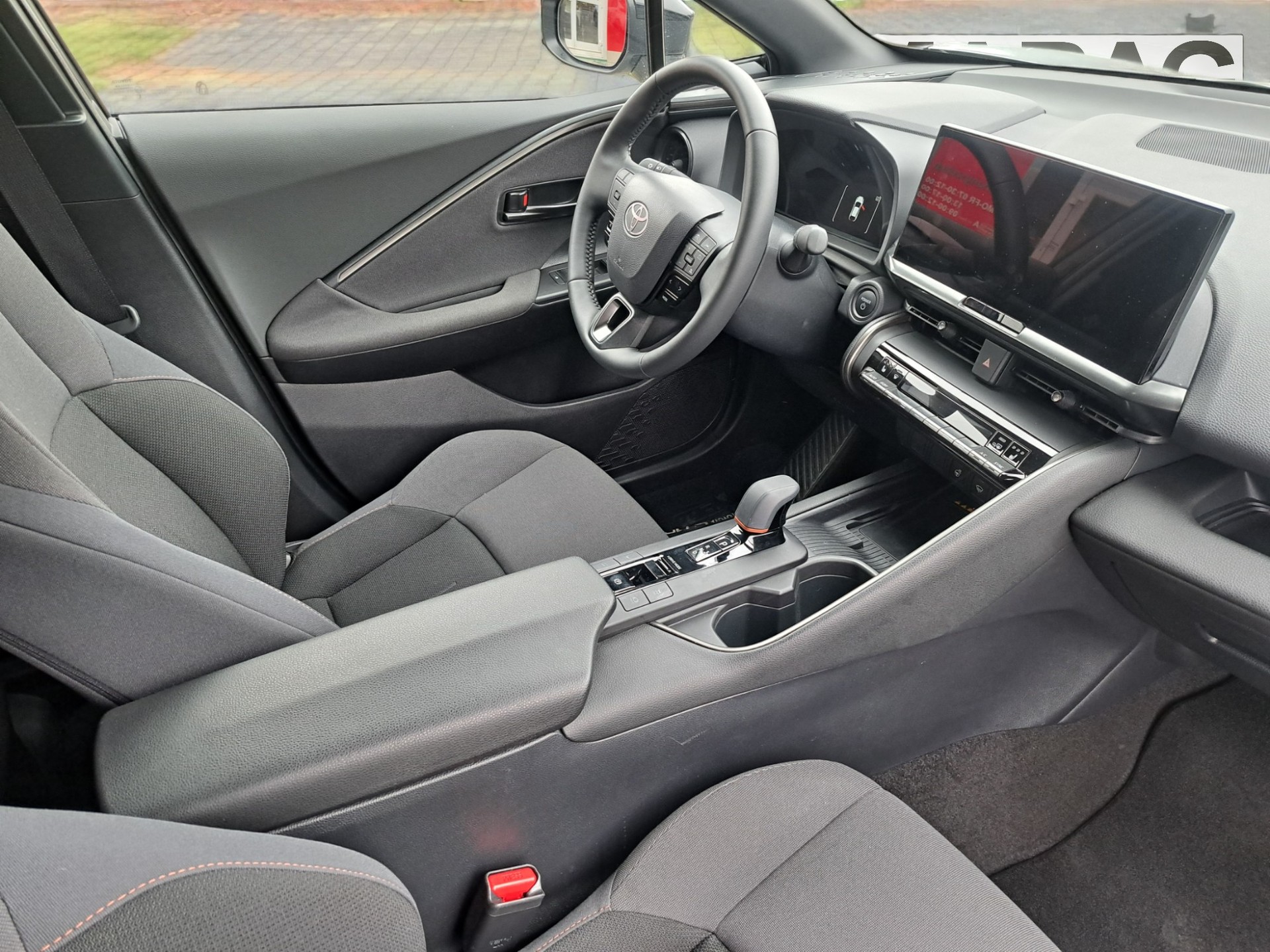 TOYOTA C-HR 2.0 PHEV CVT Swiss Edition - 5