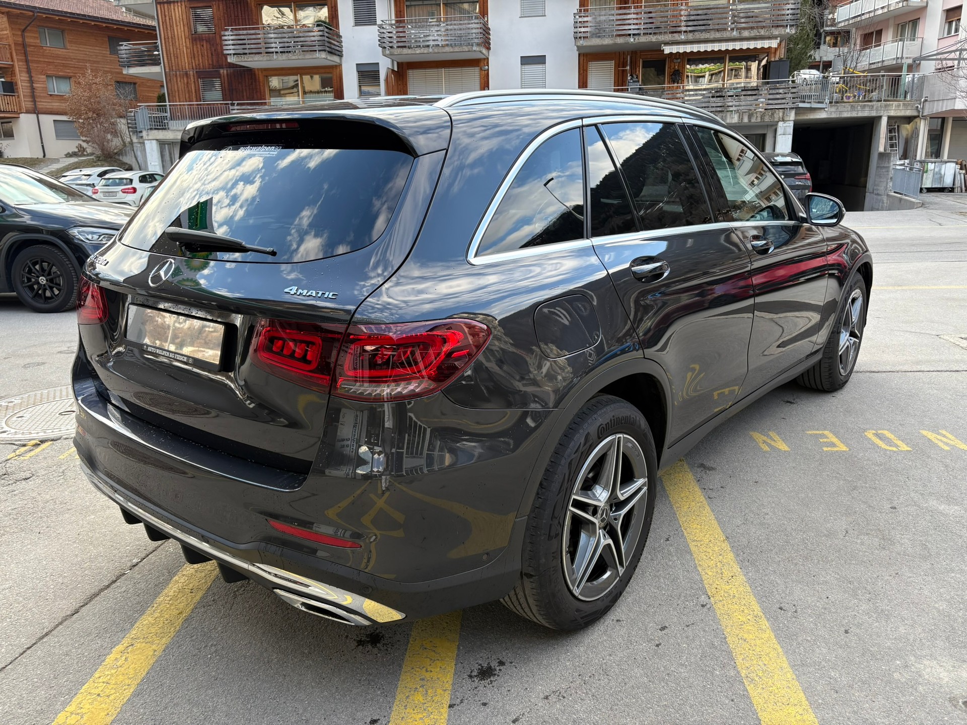 MERCEDES-BENZ GLC 220 d AMG Line 4Matic - 3