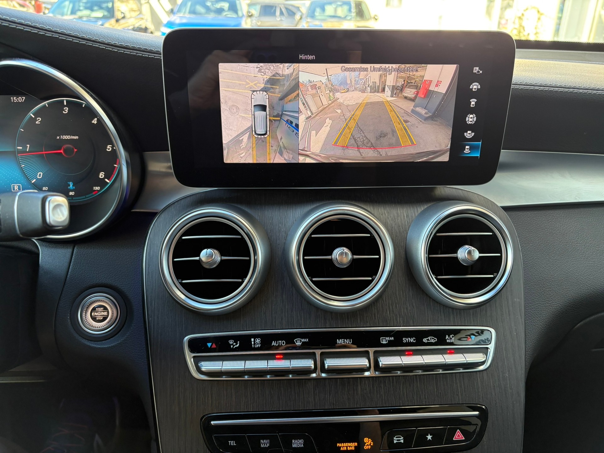 MERCEDES-BENZ GLC 220 d AMG Line 4Matic - 9