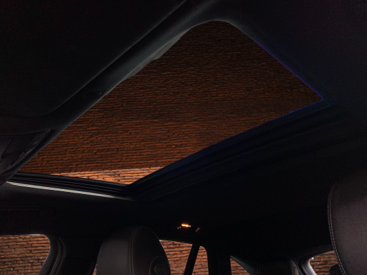 MERCEDES-BENZ EQC 400 AMG Line 4Matic - 10