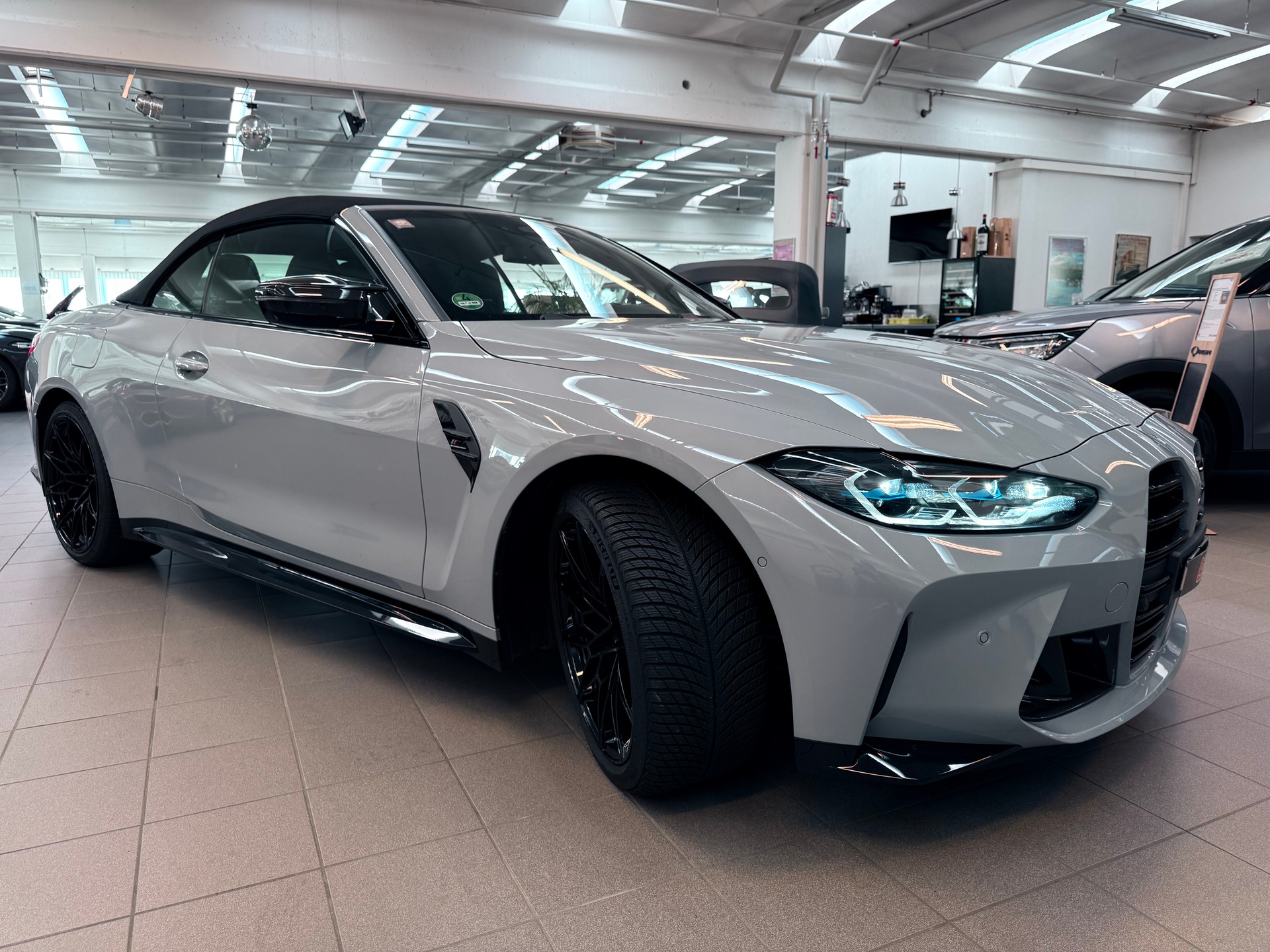 BMW M4 Cabrio Competition M xDrive - 2