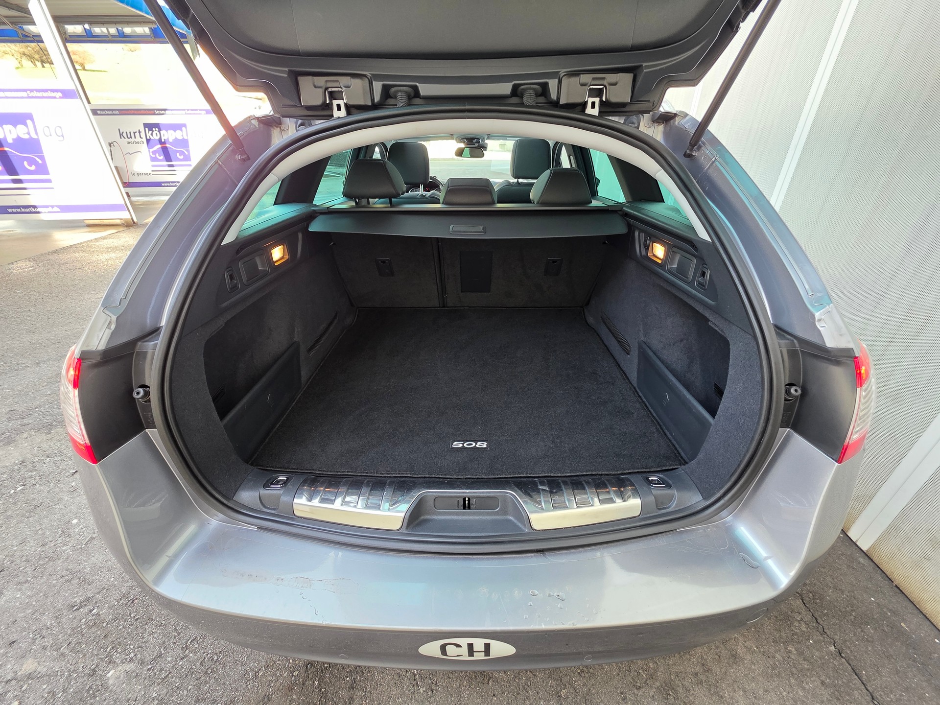 PEUGEOT 508 SW 1.6 THP Allure Automatic - 4