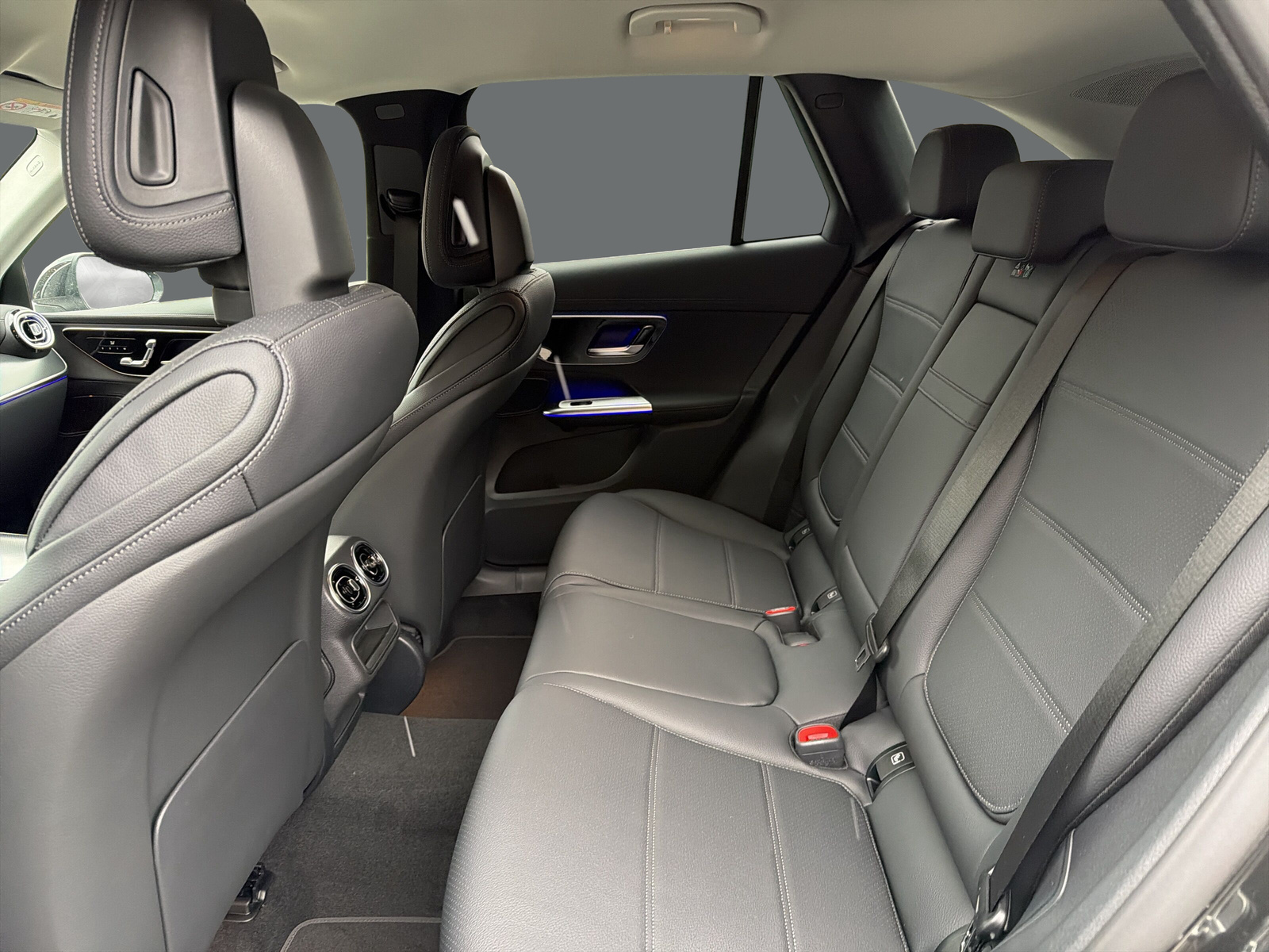 MERCEDES-BENZ GLC 200 4Matic 9G-Tronic - 14