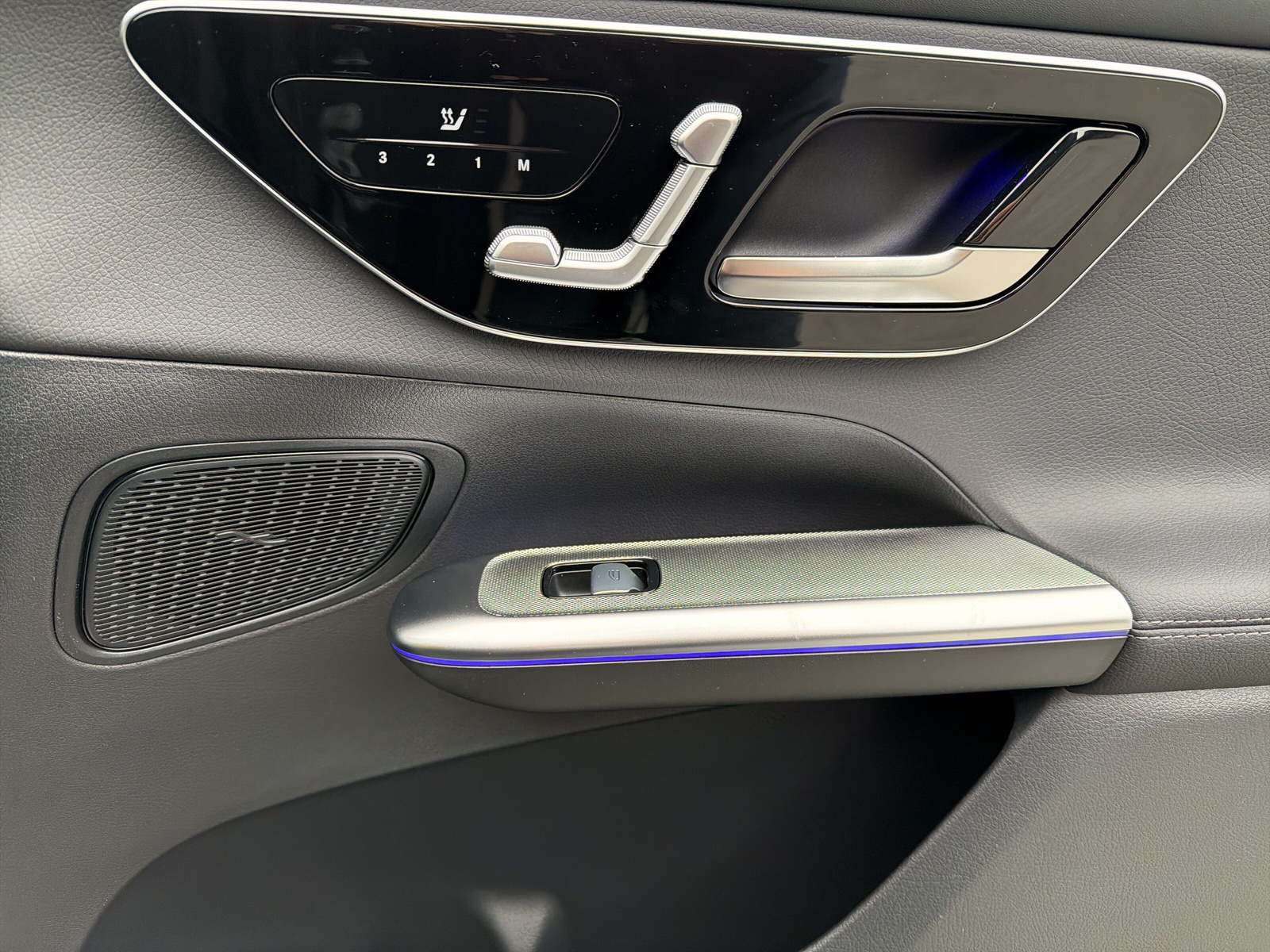 MERCEDES-BENZ GLC 200 4Matic 9G-Tronic - 17