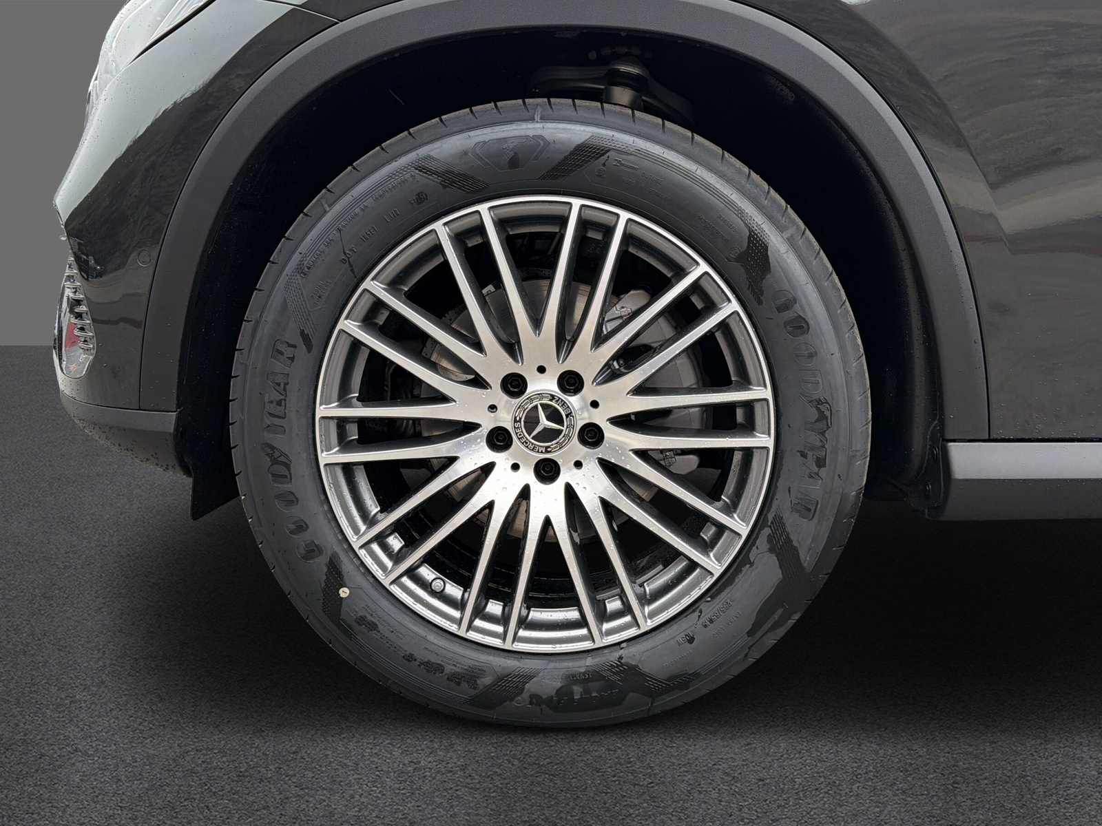 MERCEDES-BENZ GLC 200 4Matic 9G-Tronic - 21