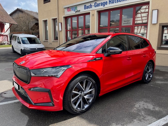 SKODA Enyaq iV 80x SportLine - SoH 94%