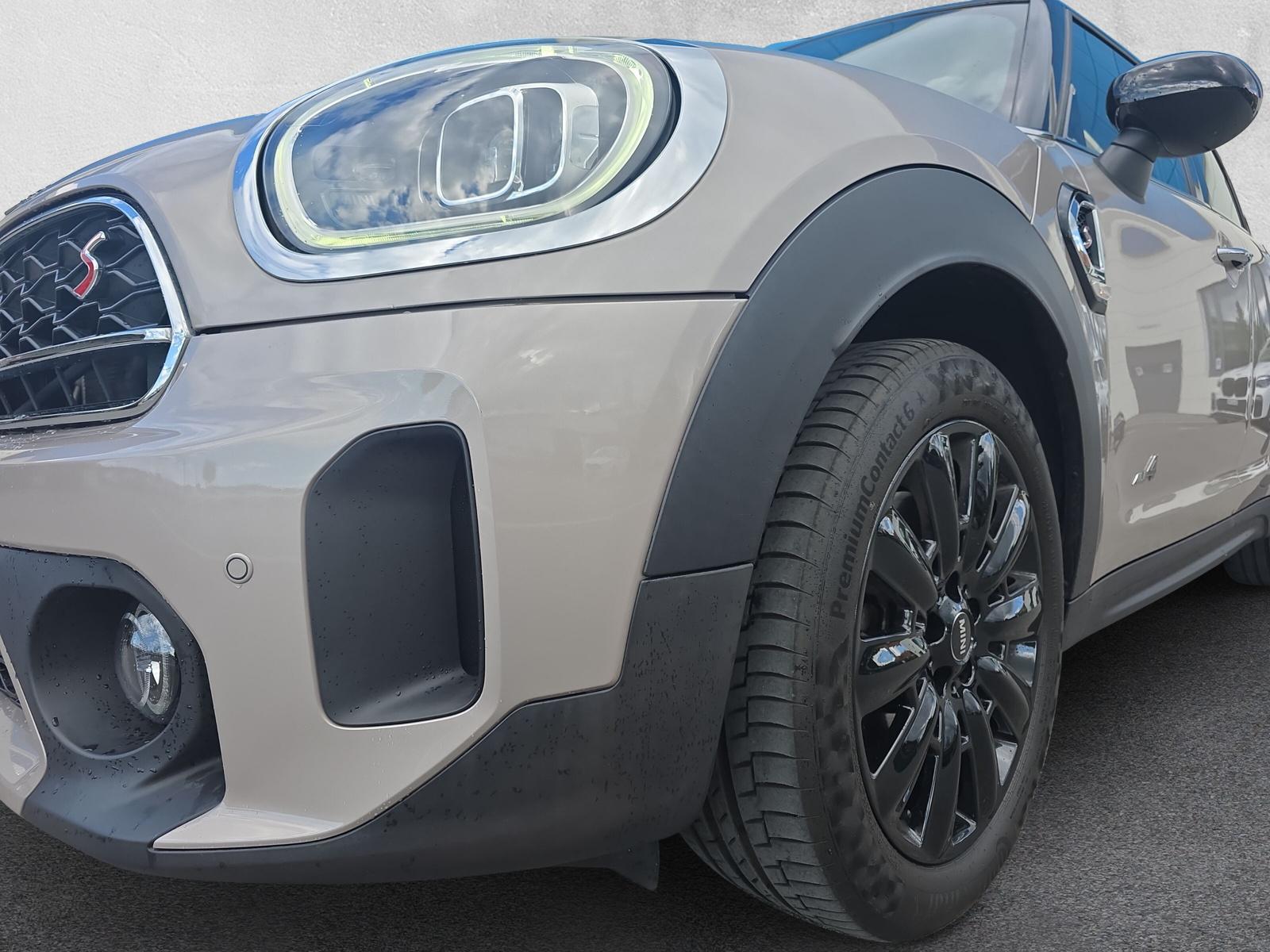MINI Countryman S ALL4 F60 2.0i (CH) - 8