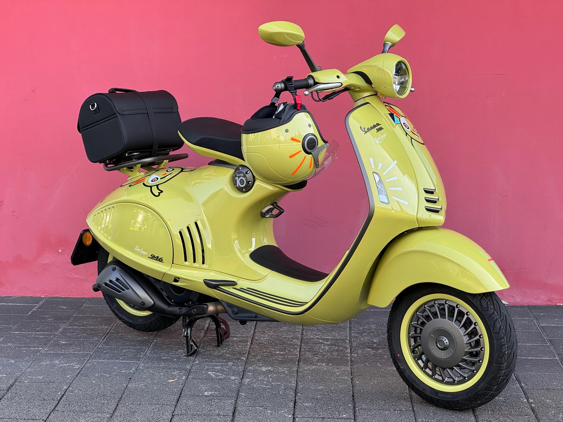 PIAGGIO Vespa 946 125 "BUNNY" 10° Anniversario - 16