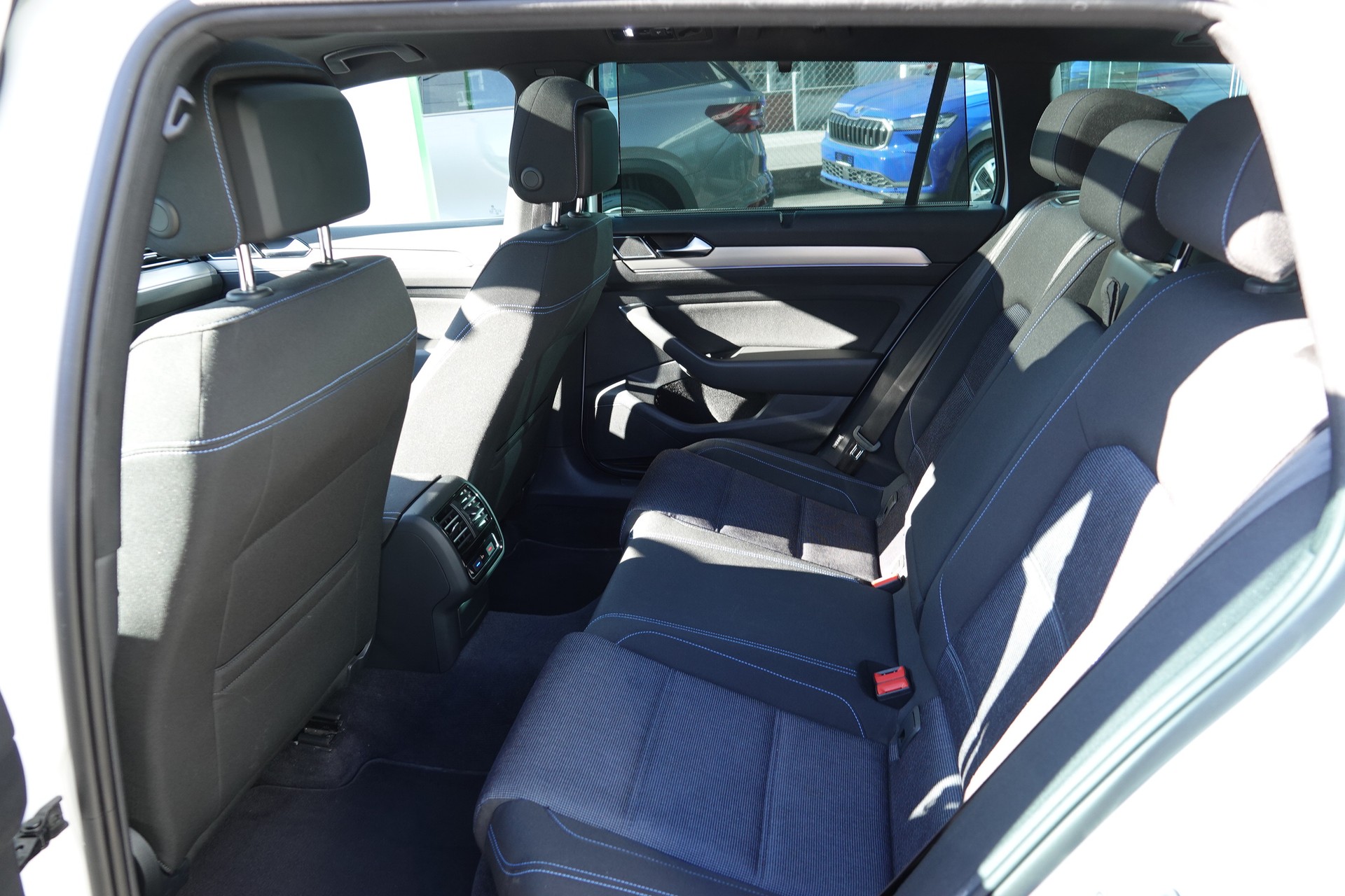 VW Passat Variant 1.4 TSI Plug-In-Hybrid GTE DSG - 19
